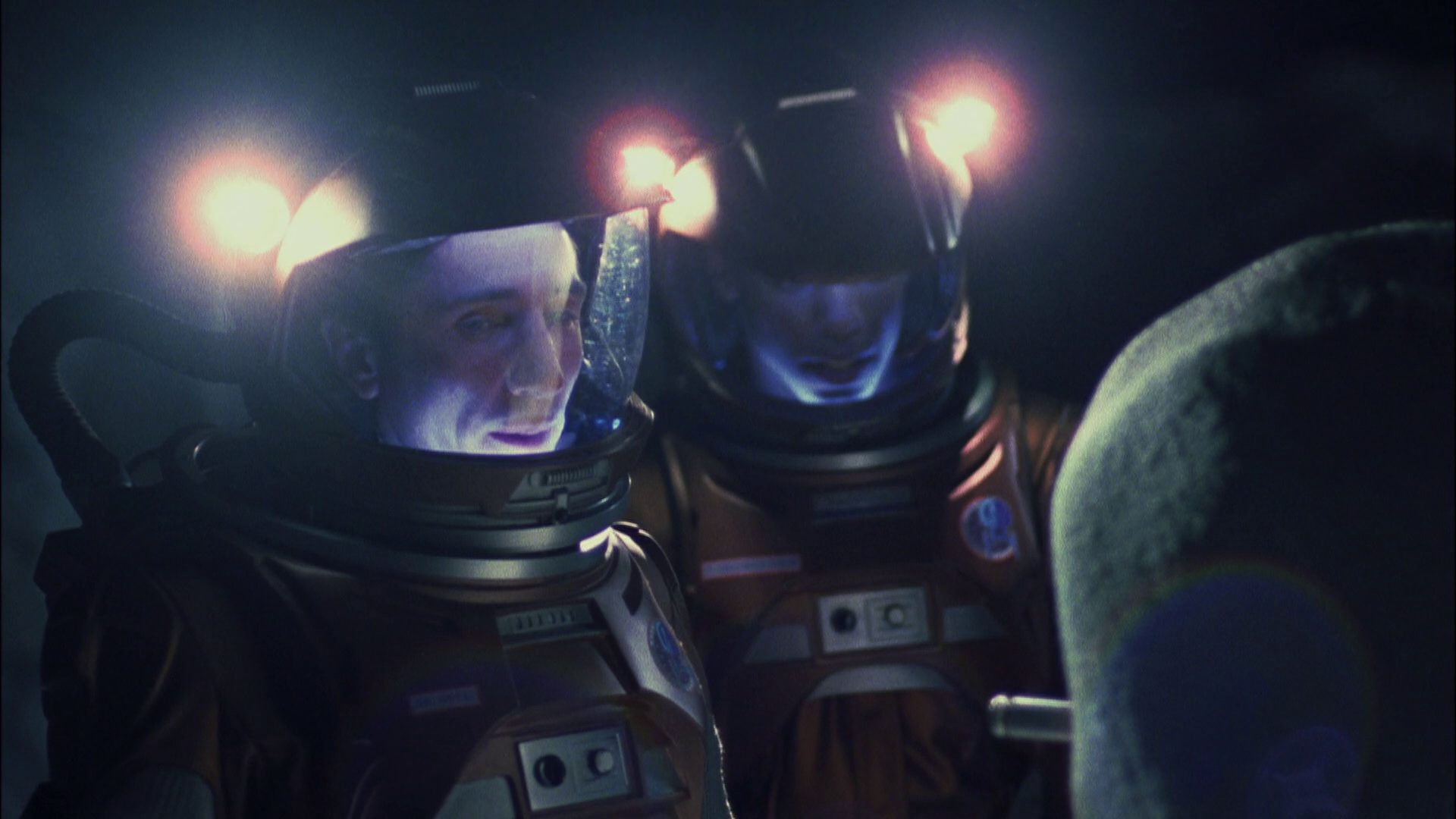 extant_StarTrek_ENT_1x08-BreakingTheIce_1515.jpg