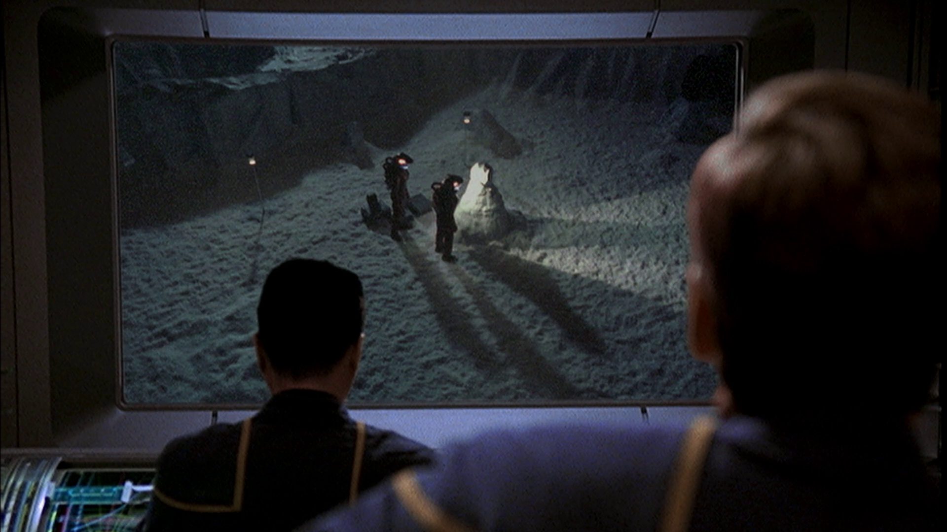 extant_StarTrek_ENT_1x08-BreakingTheIce_1522.jpg