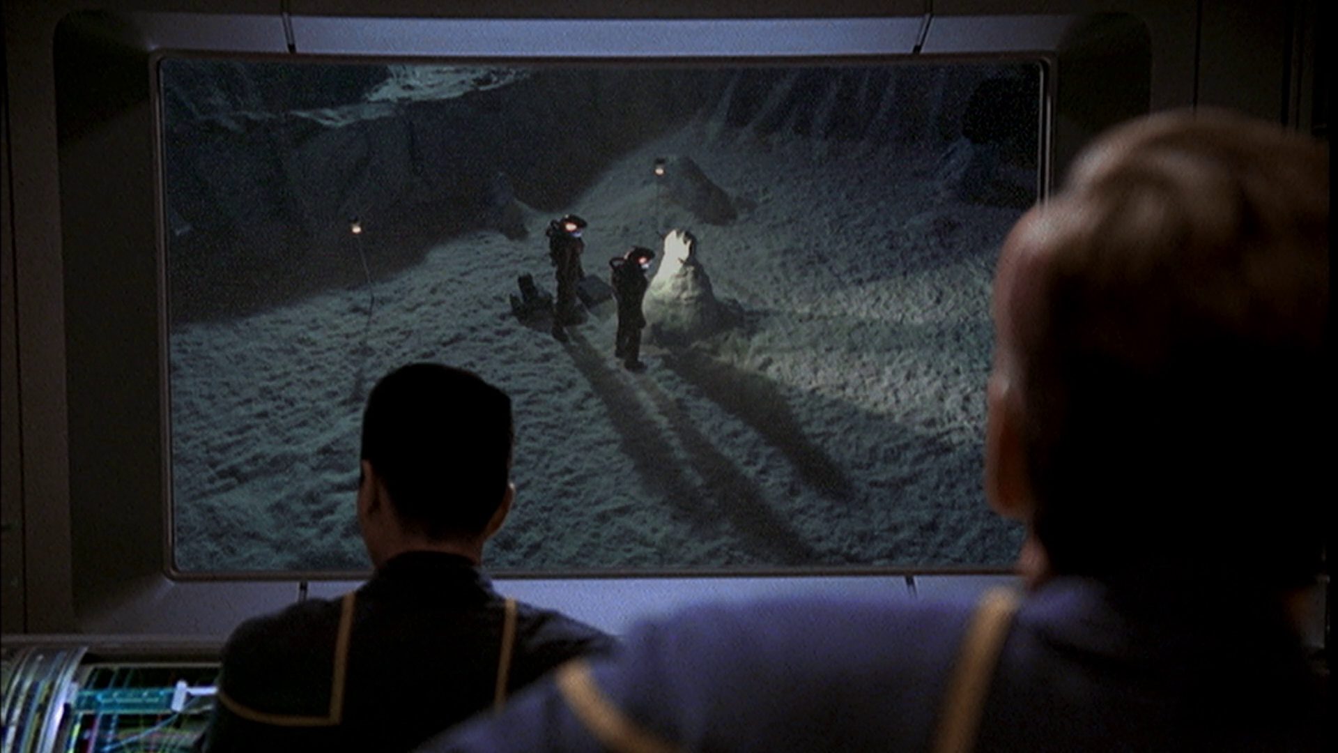 extant_StarTrek_ENT_1x08-BreakingTheIce_1524.jpg