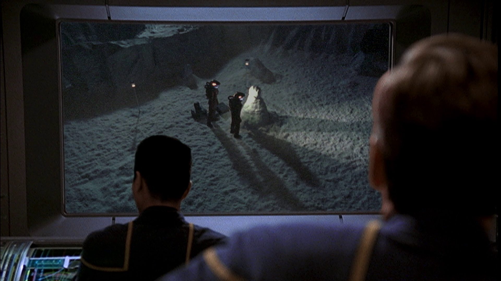 extant_StarTrek_ENT_1x08-BreakingTheIce_1525.jpg
