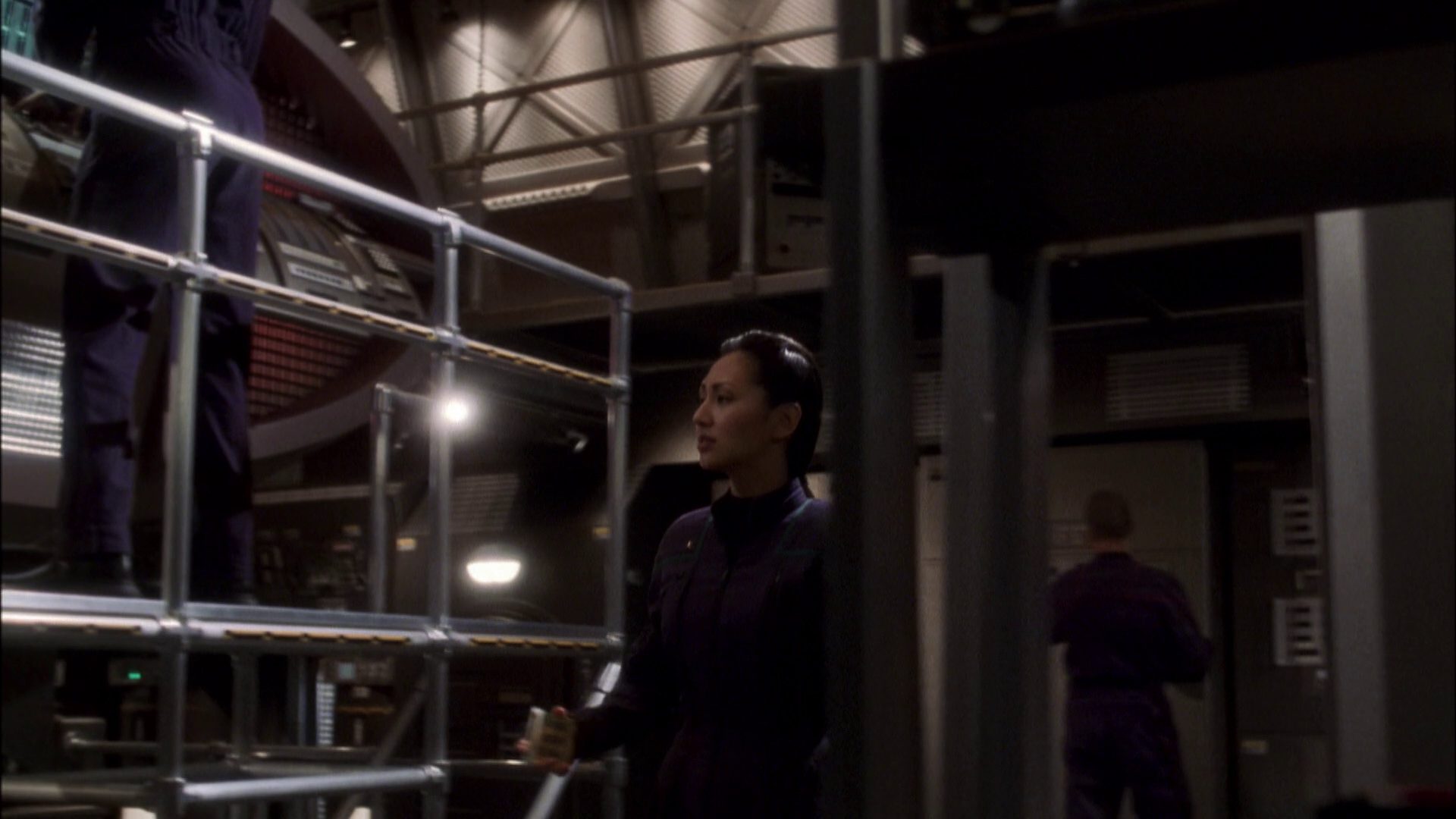 extant_StarTrek_ENT_1x08-BreakingTheIce_1556.jpg