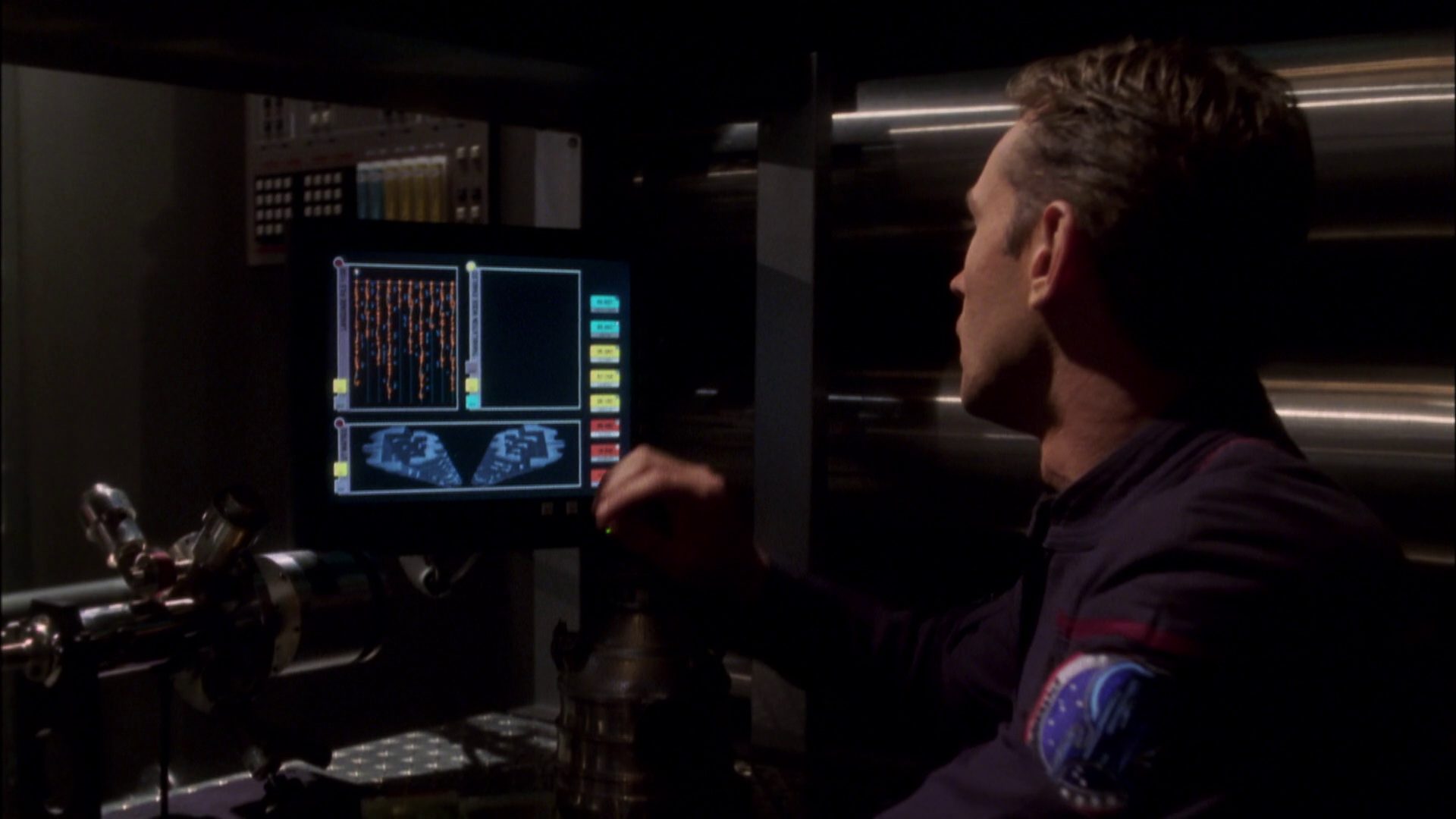 extant_StarTrek_ENT_1x08-BreakingTheIce_1582.jpg