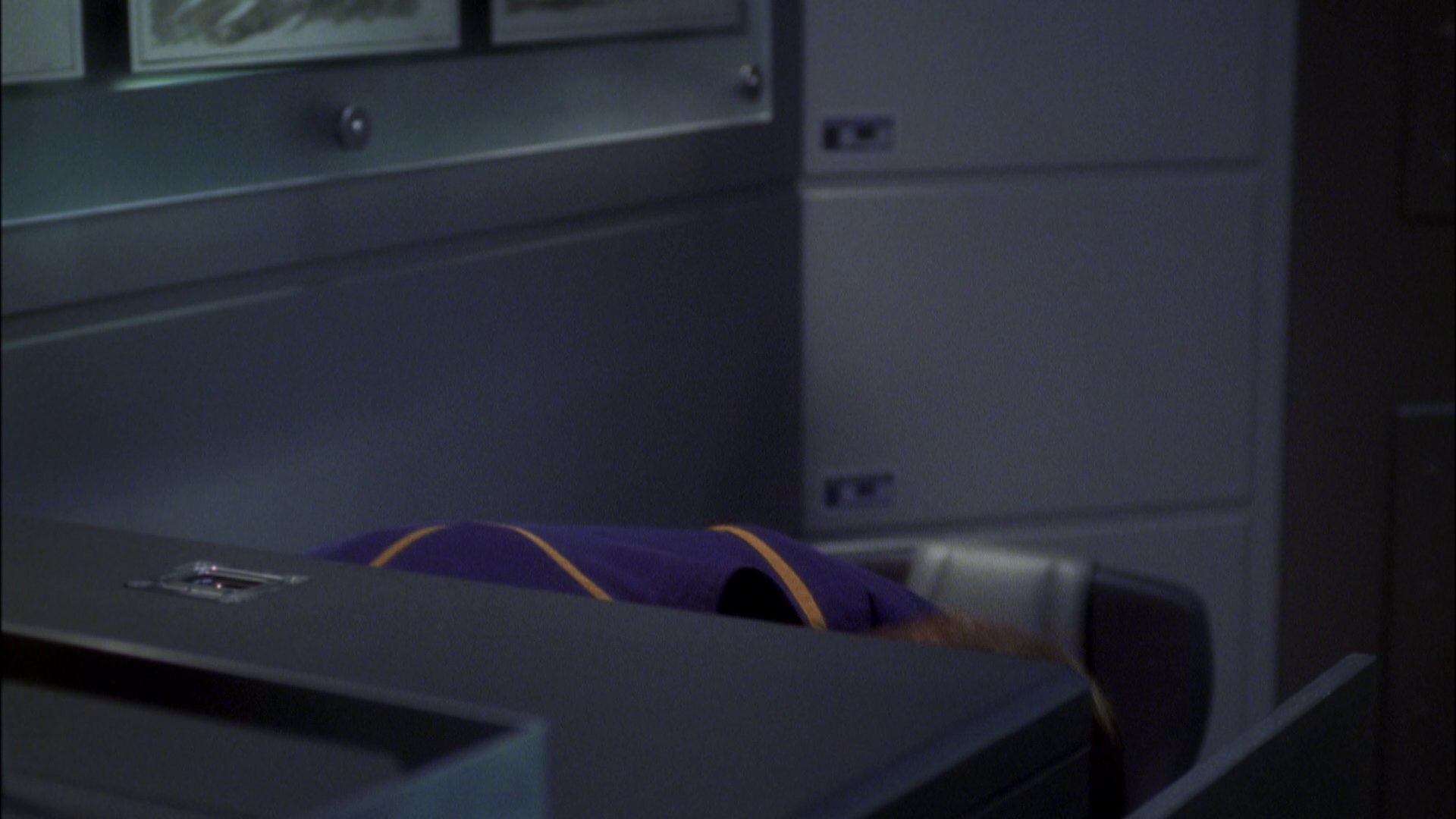 extant_StarTrek_ENT_1x08-BreakingTheIce_1600.jpg