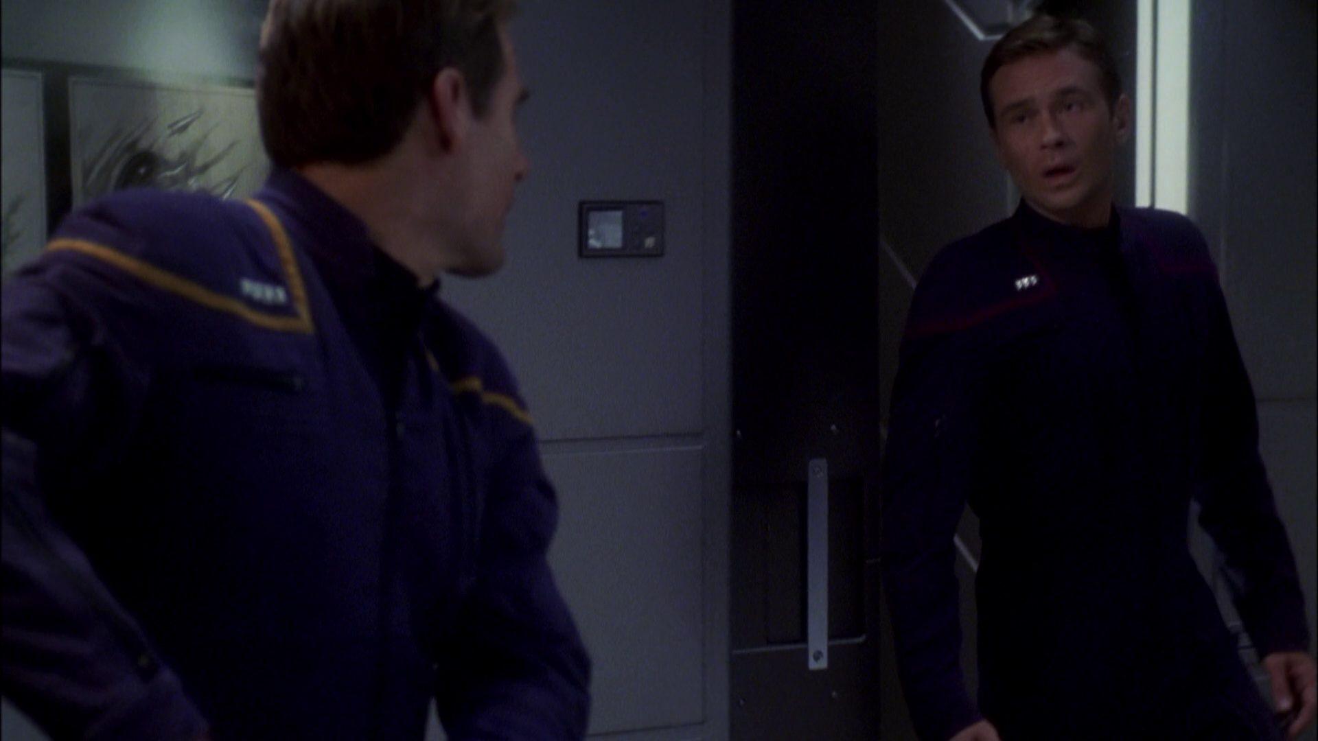 extant_StarTrek_ENT_1x08-BreakingTheIce_1604.jpg
