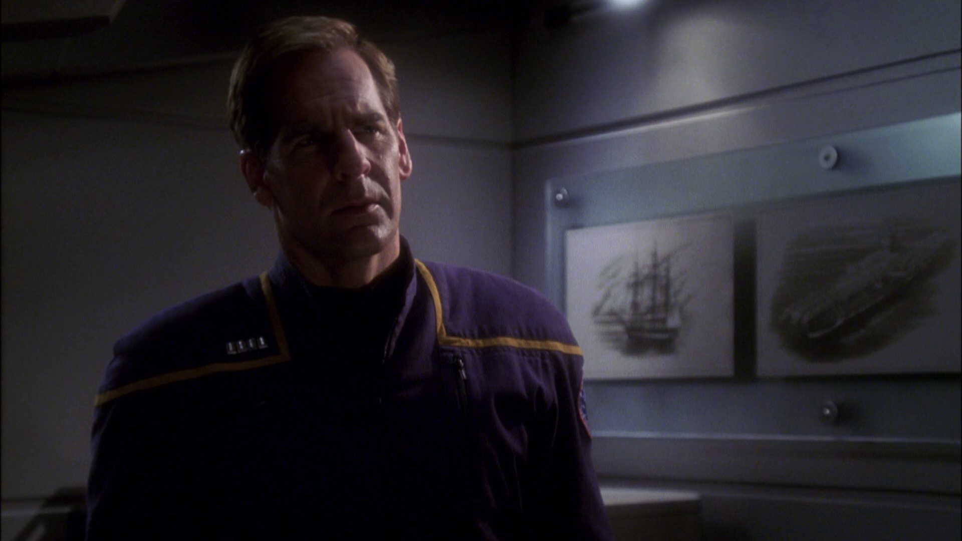 extant_StarTrek_ENT_1x08-BreakingTheIce_1619.jpg