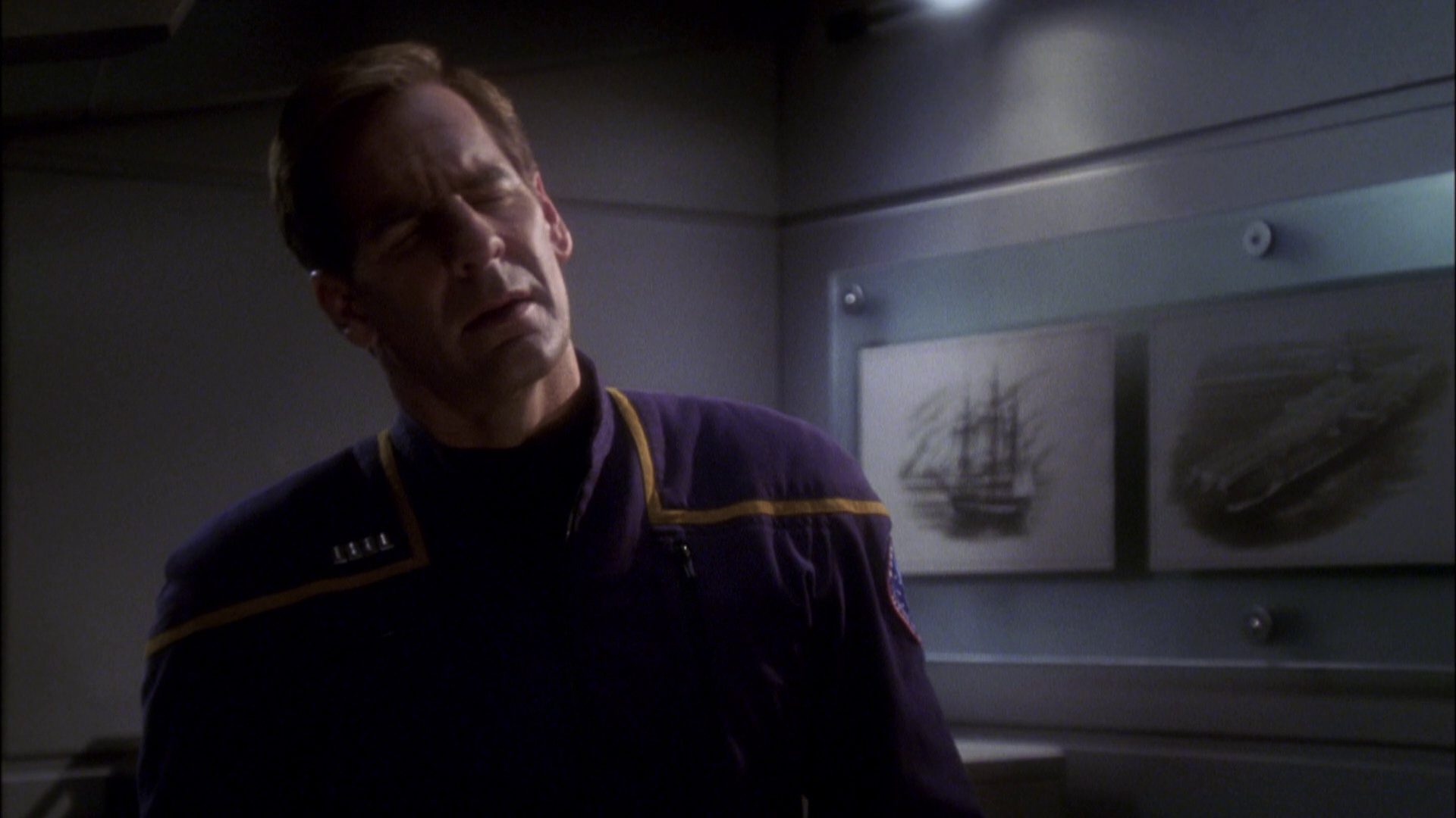 extant_StarTrek_ENT_1x08-BreakingTheIce_1628.jpg