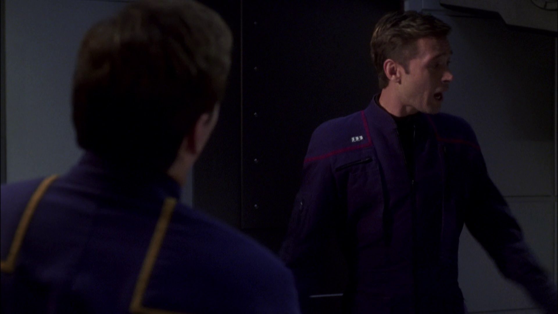 extant_StarTrek_ENT_1x08-BreakingTheIce_1637.jpg