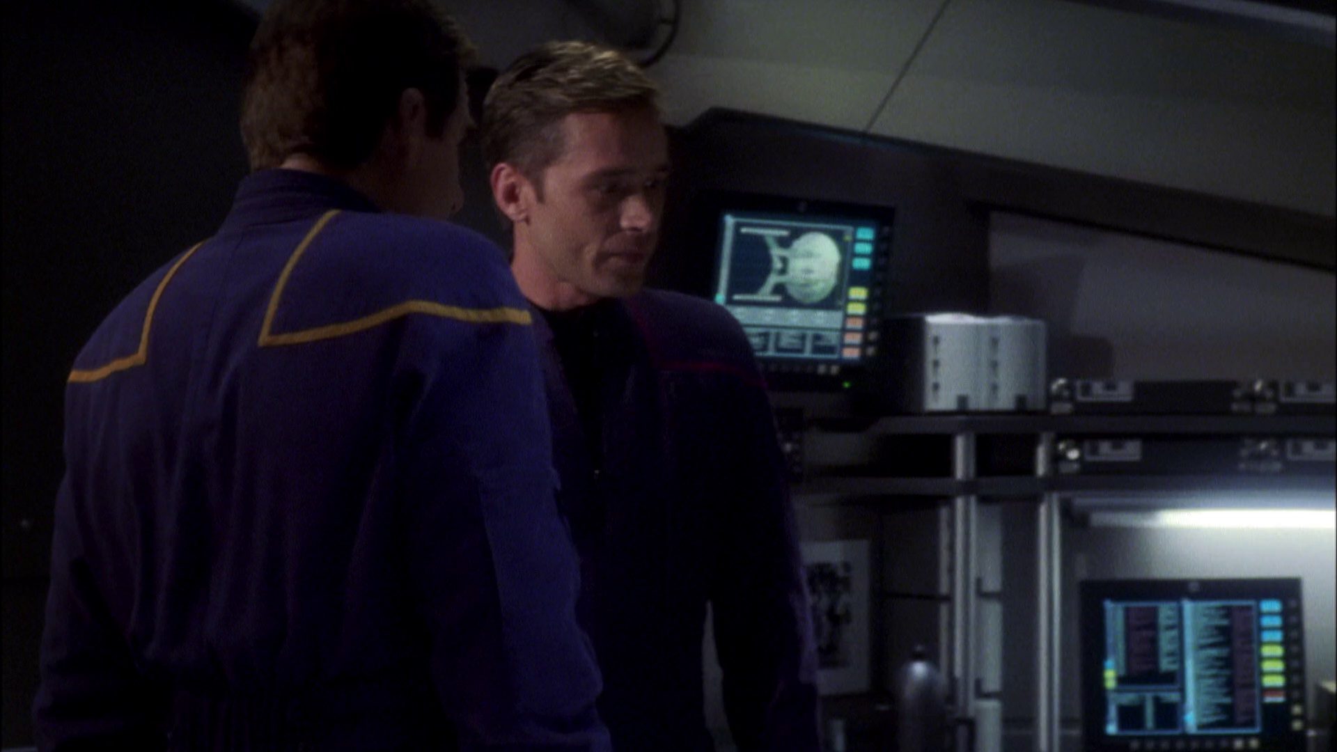 extant_StarTrek_ENT_1x08-BreakingTheIce_1665.jpg
