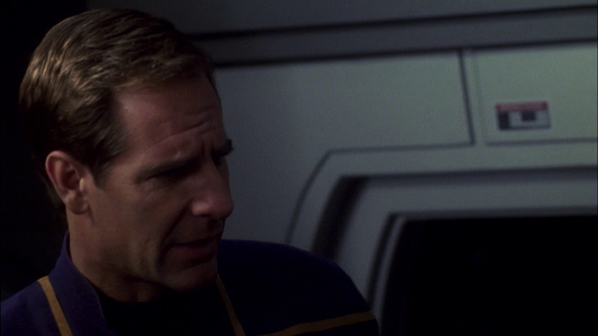 extant_StarTrek_ENT_1x08-BreakingTheIce_1701.jpg