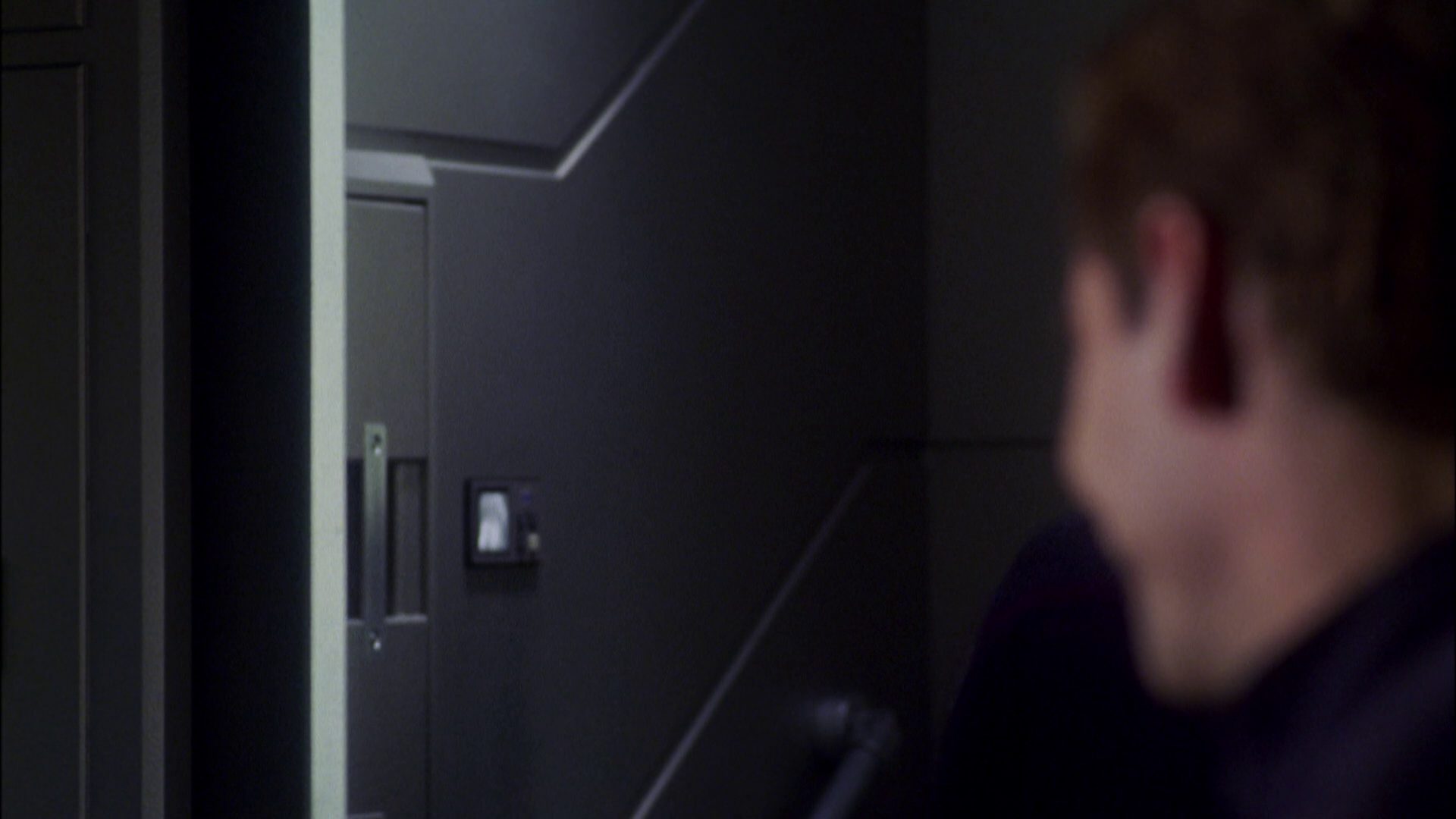 extant_StarTrek_ENT_1x08-BreakingTheIce_1710.jpg