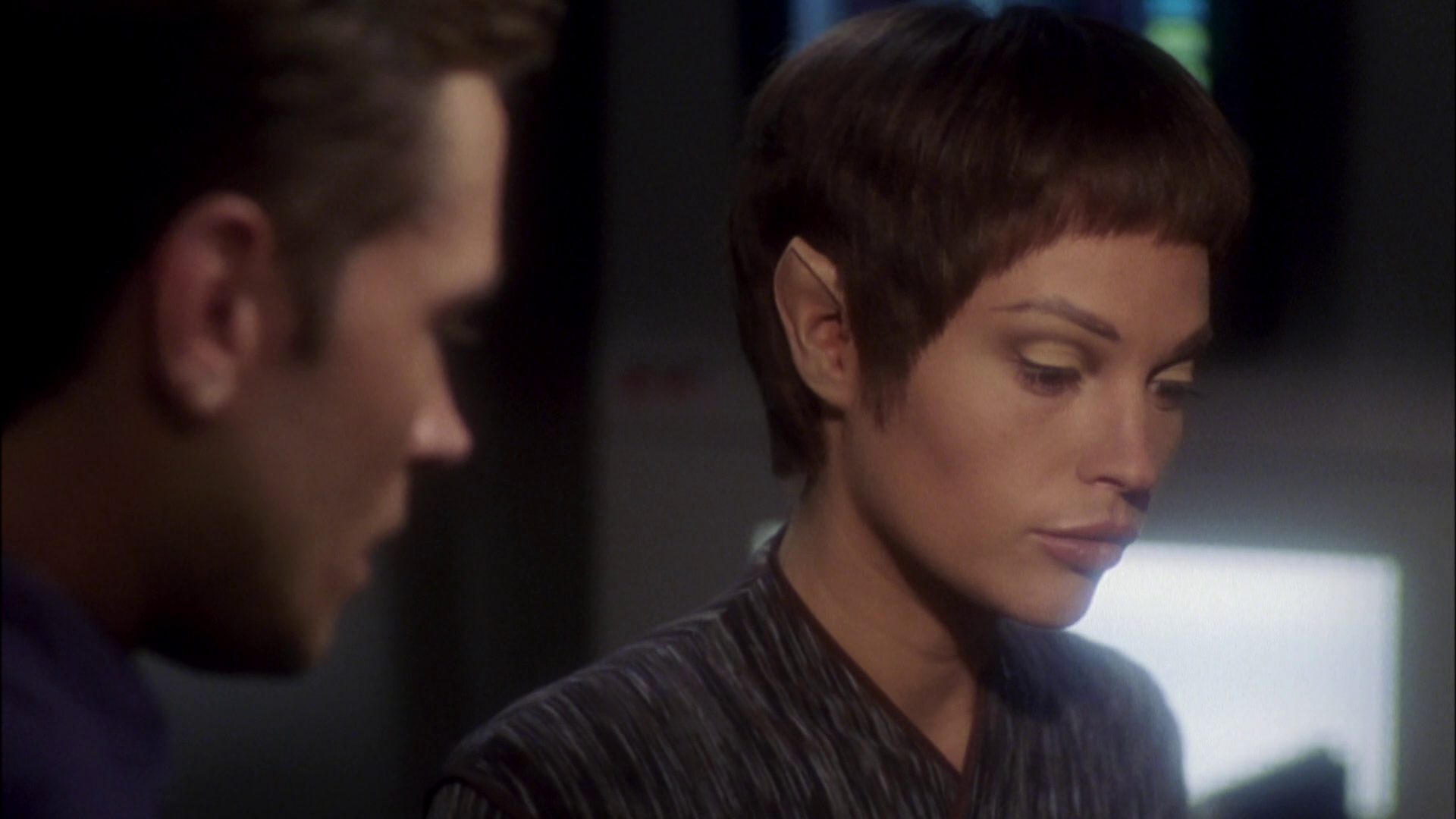 extant_StarTrek_ENT_1x08-BreakingTheIce_1762.jpg