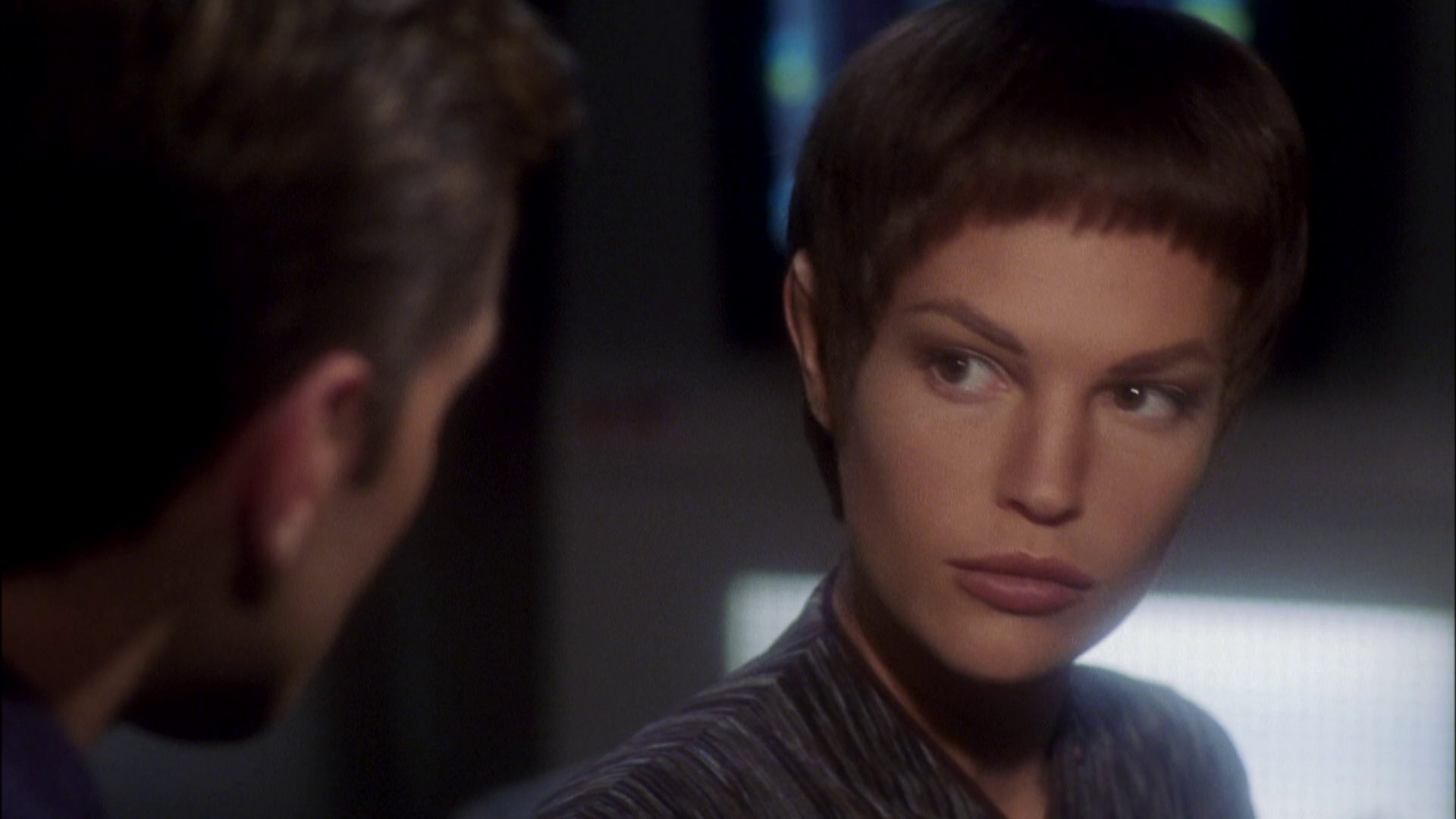 extant_StarTrek_ENT_1x08-BreakingTheIce_1814.jpg