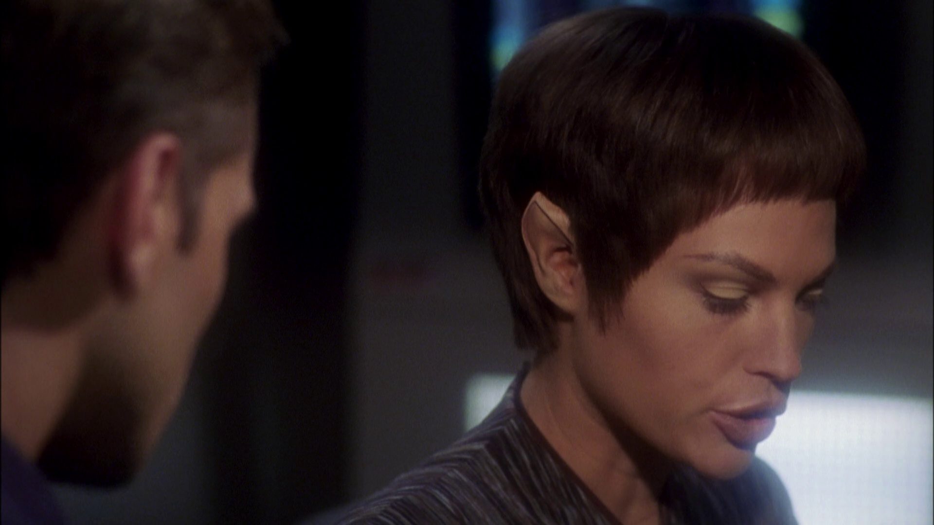 extant_StarTrek_ENT_1x08-BreakingTheIce_1827.jpg