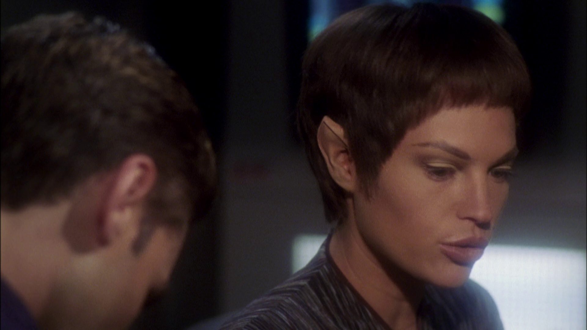 extant_StarTrek_ENT_1x08-BreakingTheIce_1828.jpg