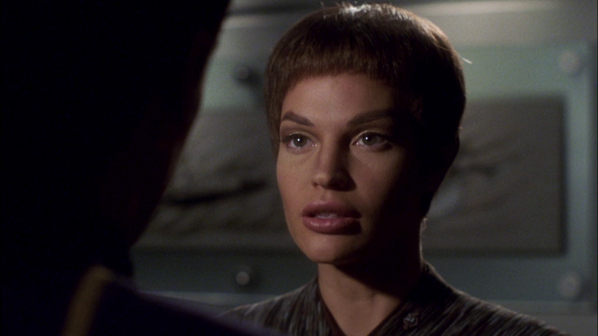 extant_StarTrek_ENT_1x08-BreakingTheIce_1893.jpg