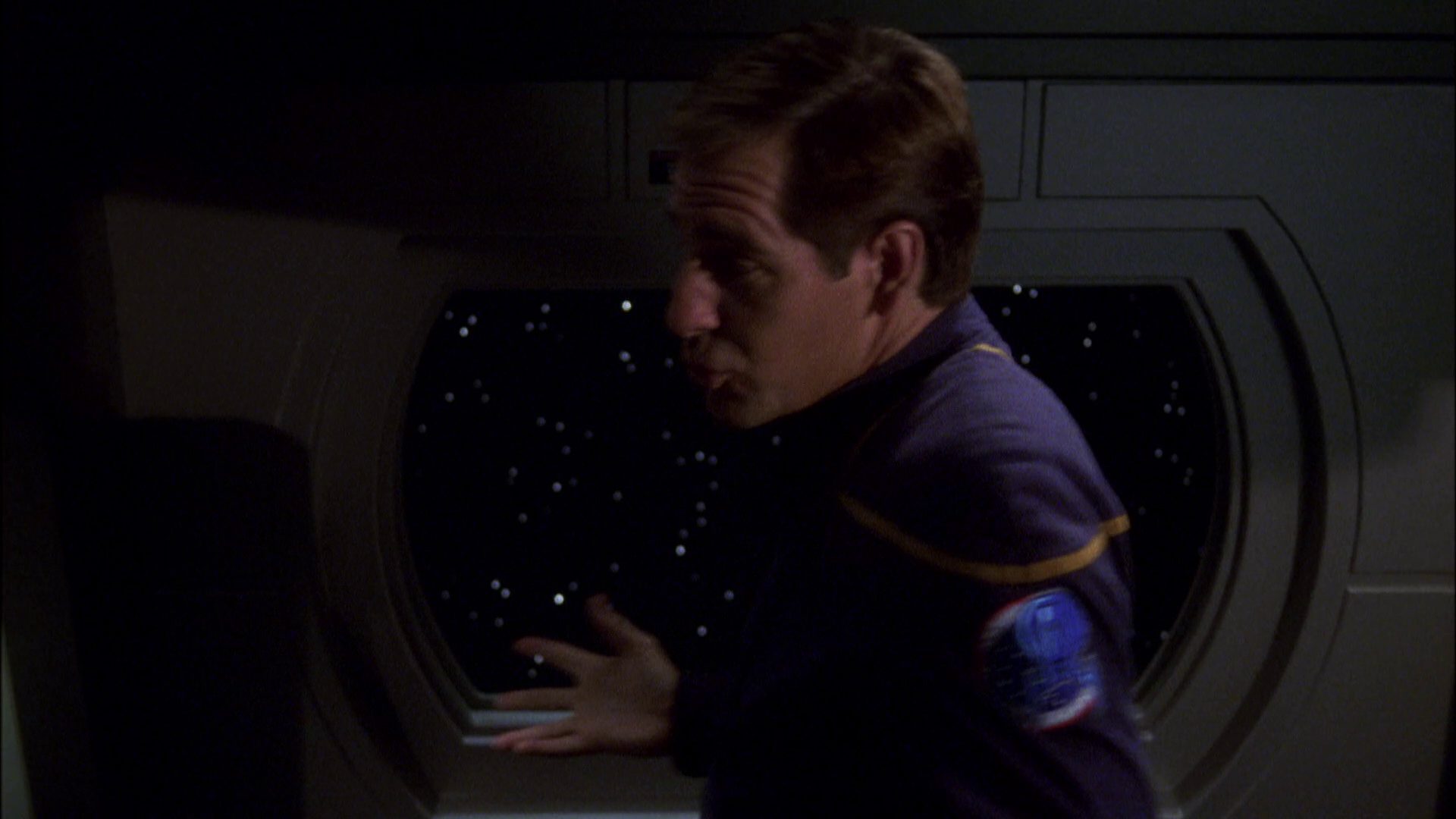 extant_StarTrek_ENT_1x08-BreakingTheIce_1908.jpg