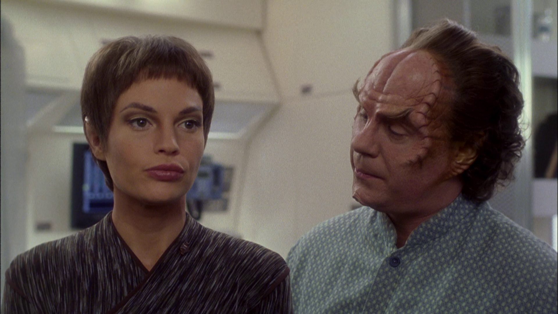 extant_StarTrek_ENT_1x08-BreakingTheIce_1963.jpg
