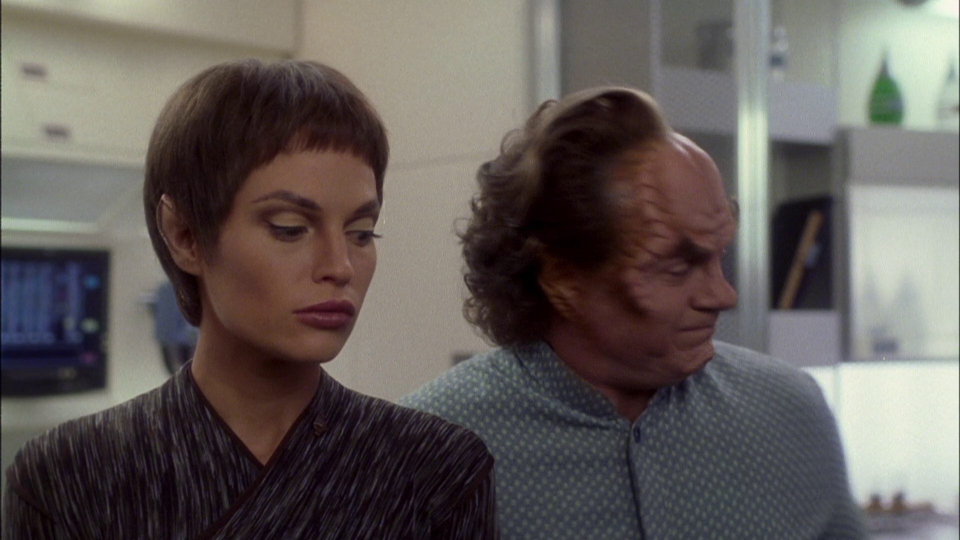 extant_StarTrek_ENT_1x08-BreakingTheIce_1978.jpg