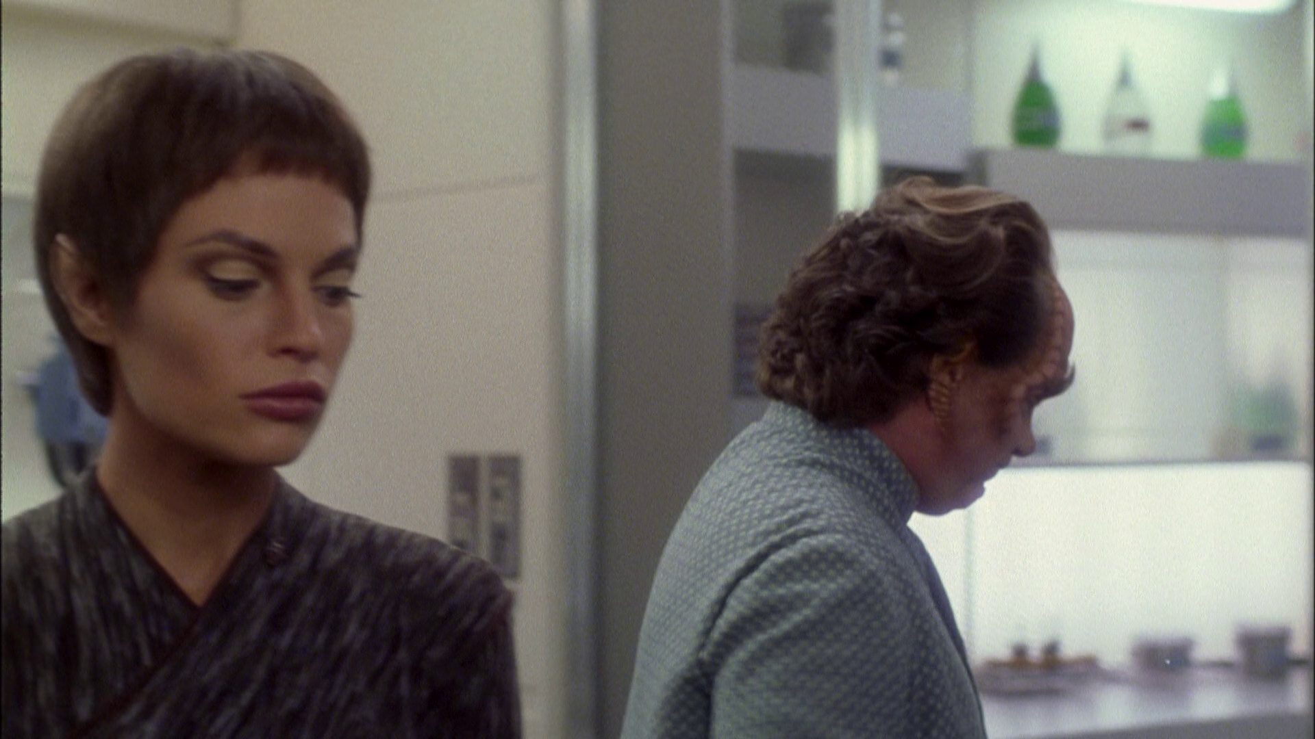 extant_StarTrek_ENT_1x08-BreakingTheIce_1979.jpg