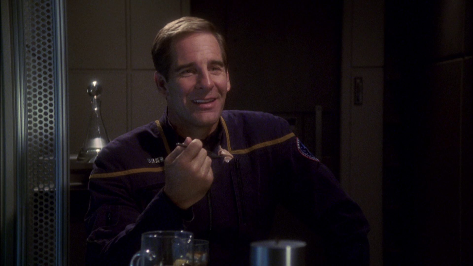 extant_StarTrek_ENT_1x08-BreakingTheIce_2231.jpg