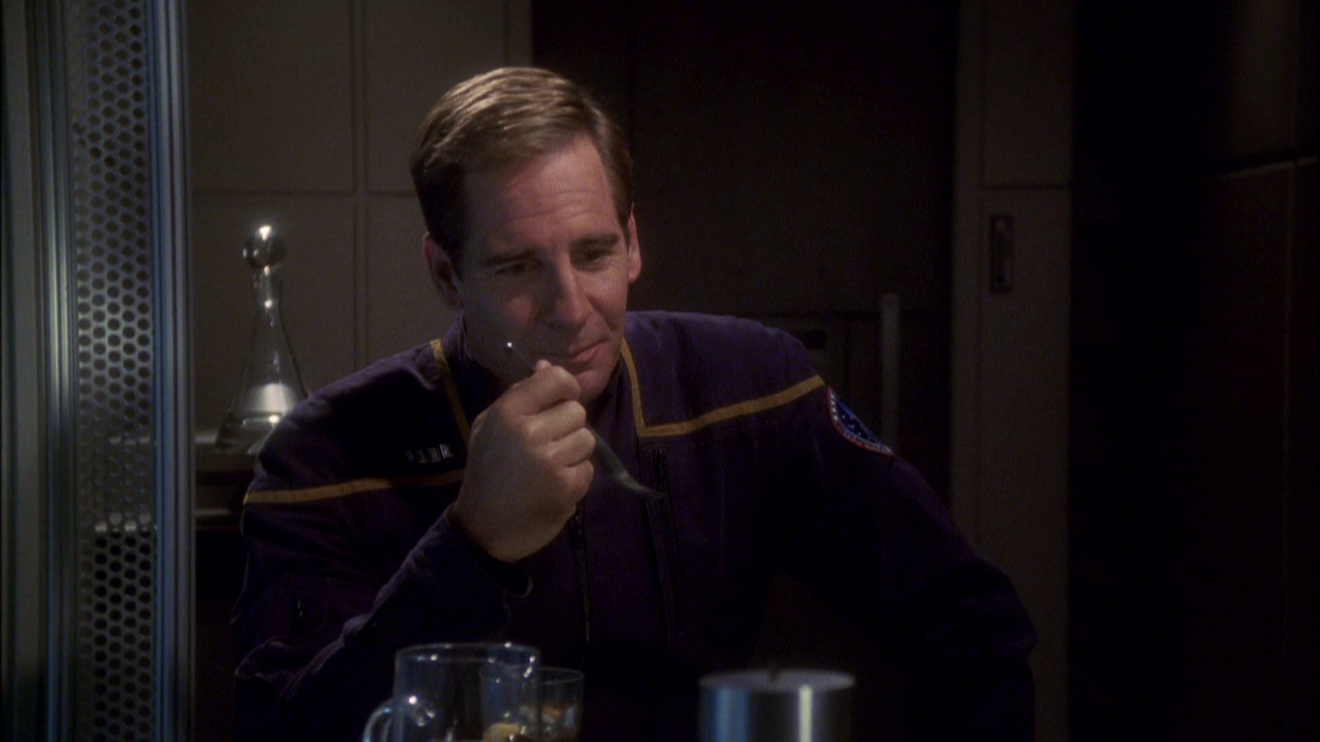 extant_StarTrek_ENT_1x08-BreakingTheIce_2241.jpg