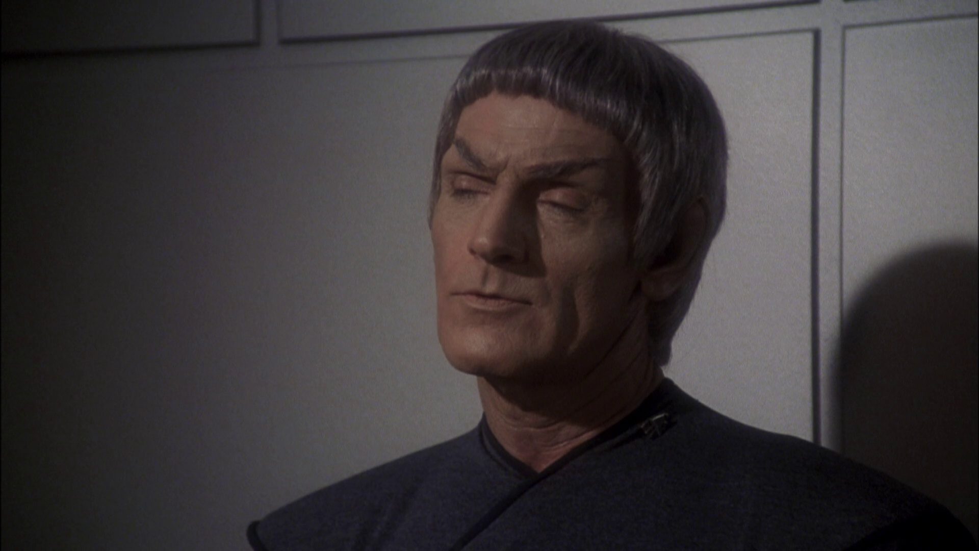 extant_StarTrek_ENT_1x08-BreakingTheIce_2364.jpg