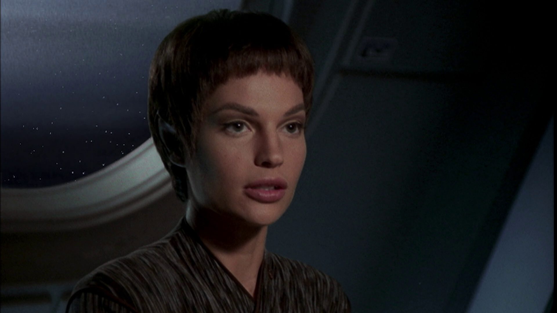 extant_StarTrek_ENT_1x08-BreakingTheIce_2389.jpg