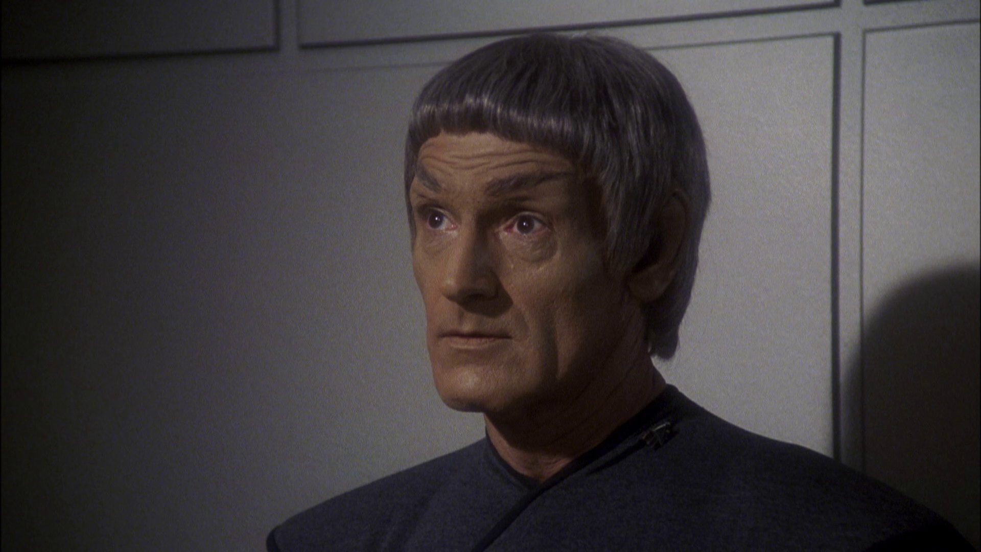extant_StarTrek_ENT_1x08-BreakingTheIce_2453.jpg