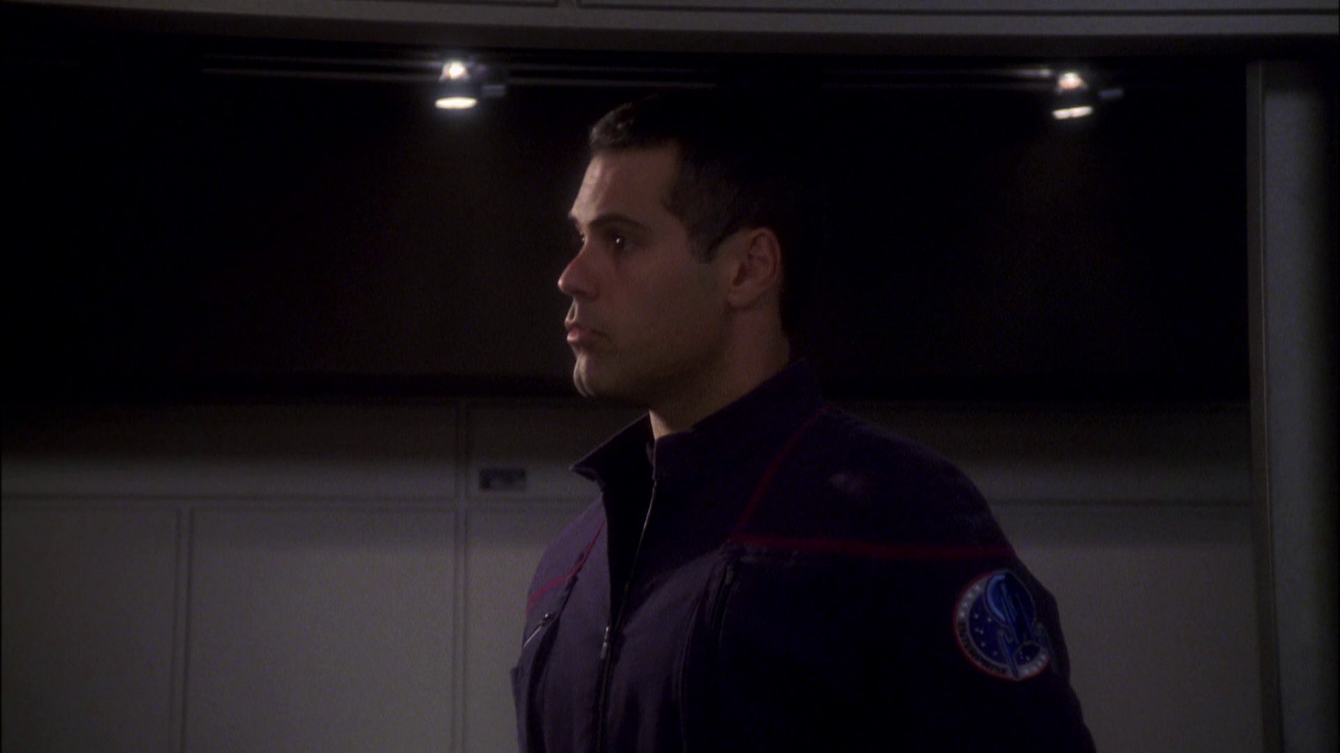 extant_StarTrek_ENT_1x08-BreakingTheIce_2467.jpg