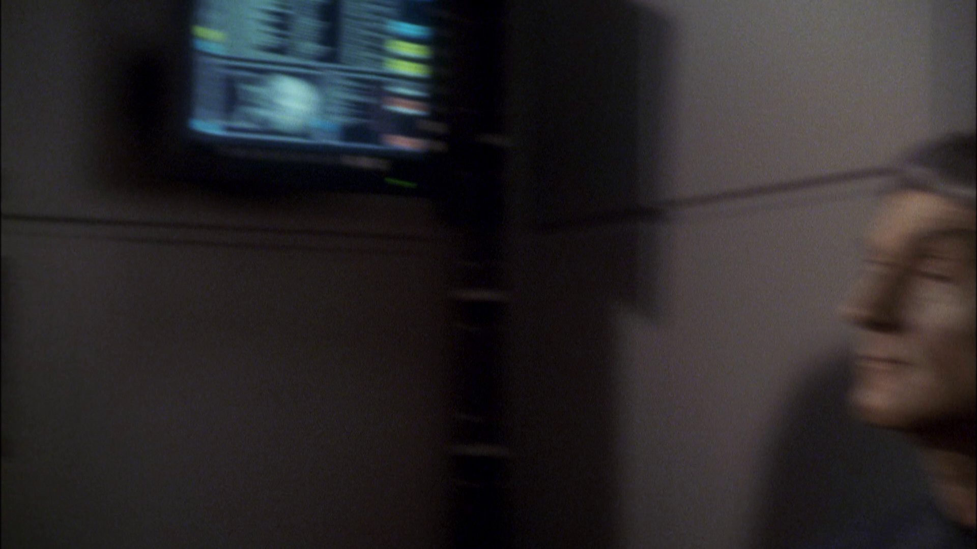 extant_StarTrek_ENT_1x08-BreakingTheIce_2469.jpg
