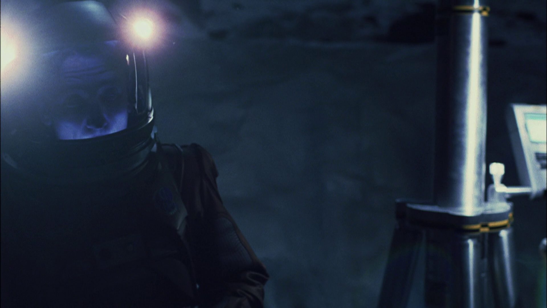 extant_StarTrek_ENT_1x08-BreakingTheIce_2541.jpg