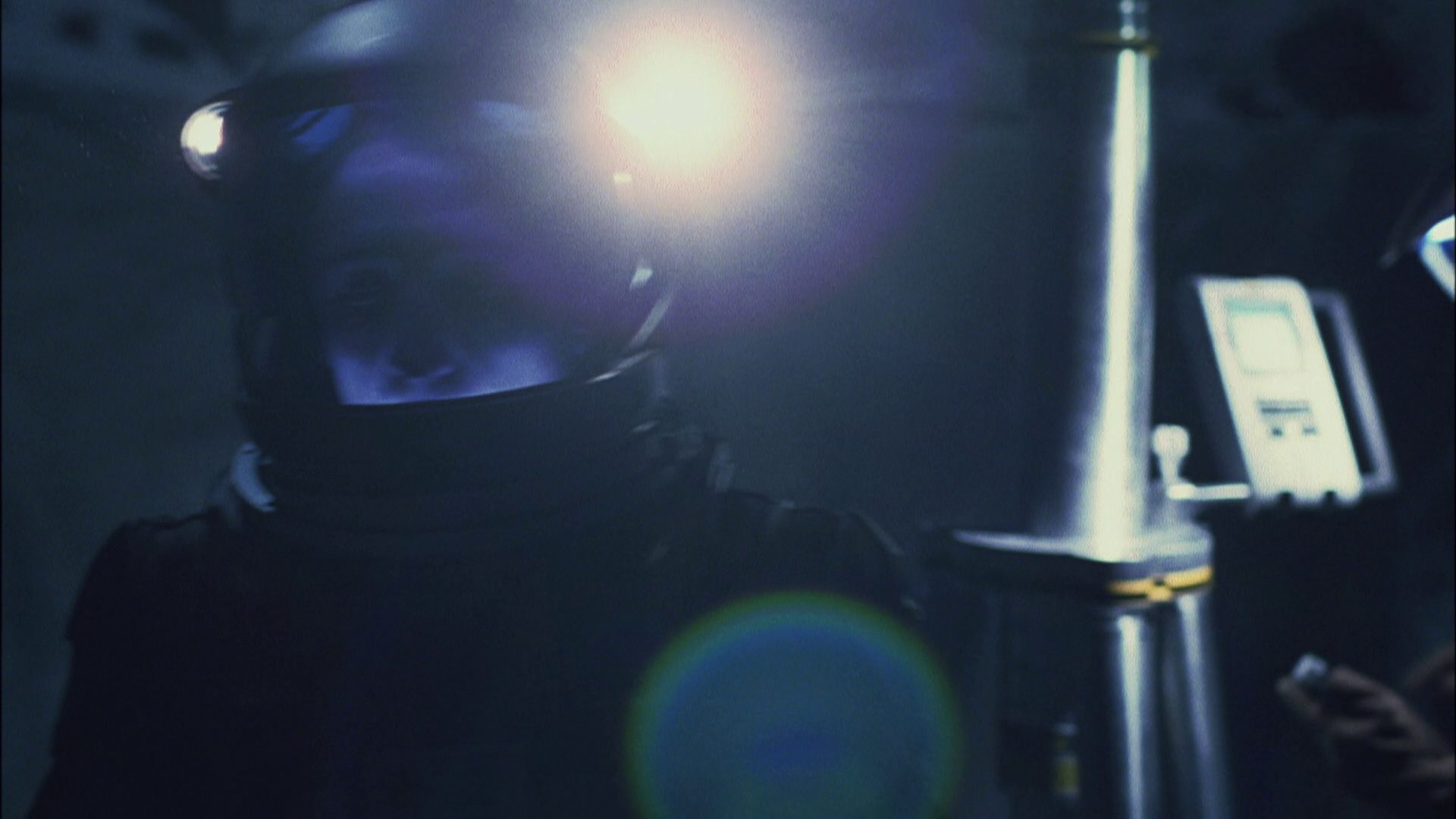 extant_StarTrek_ENT_1x08-BreakingTheIce_2542.jpg