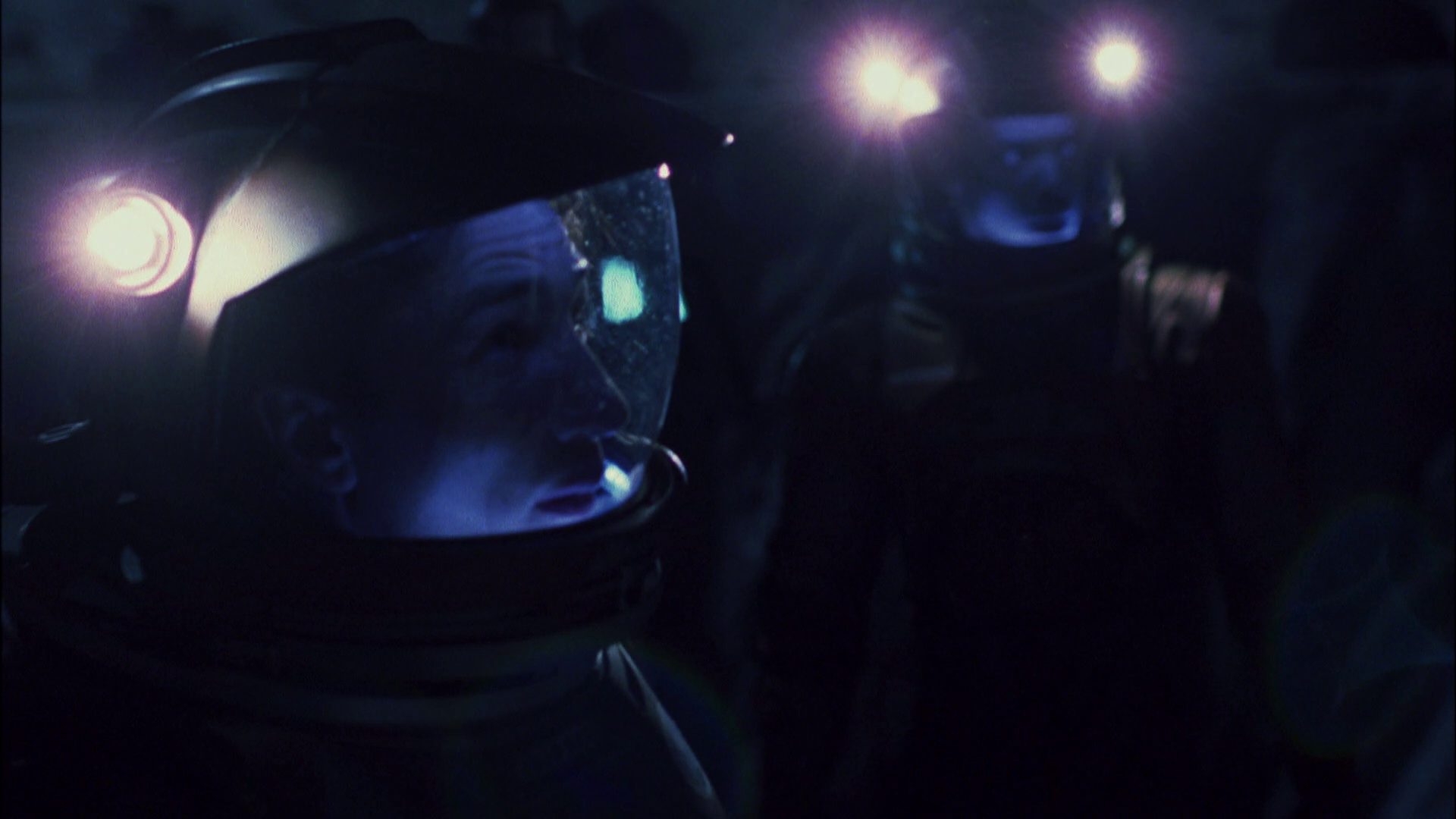 extant_StarTrek_ENT_1x08-BreakingTheIce_2562.jpg