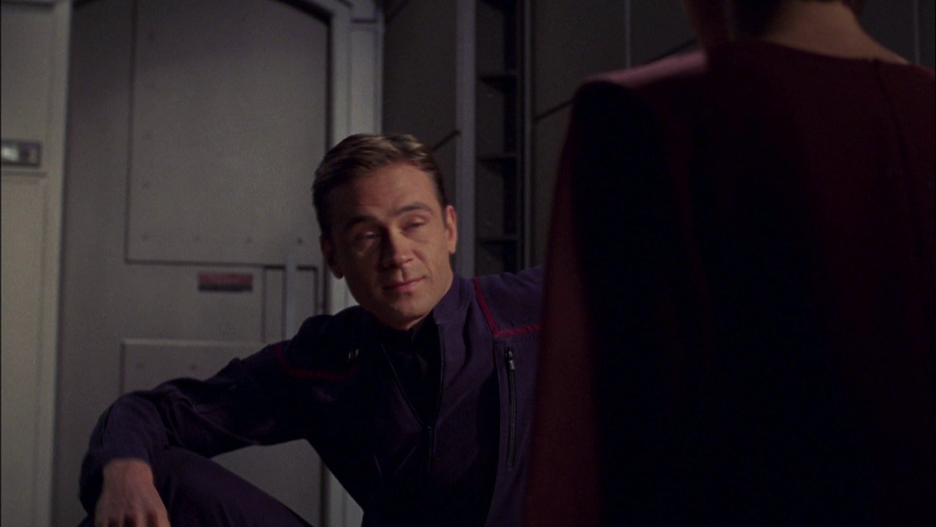 extant_StarTrek_ENT_1x08-BreakingTheIce_2610.jpg