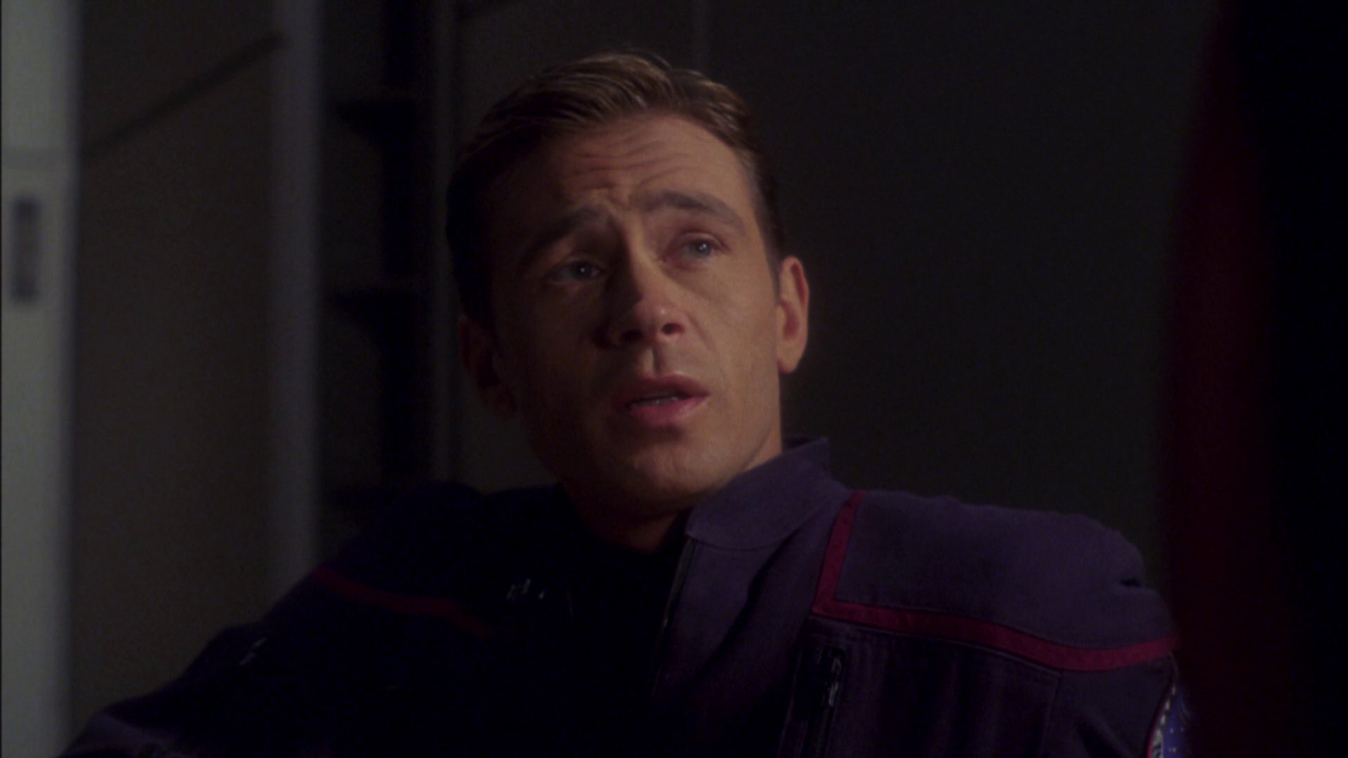 extant_StarTrek_ENT_1x08-BreakingTheIce_2627.jpg