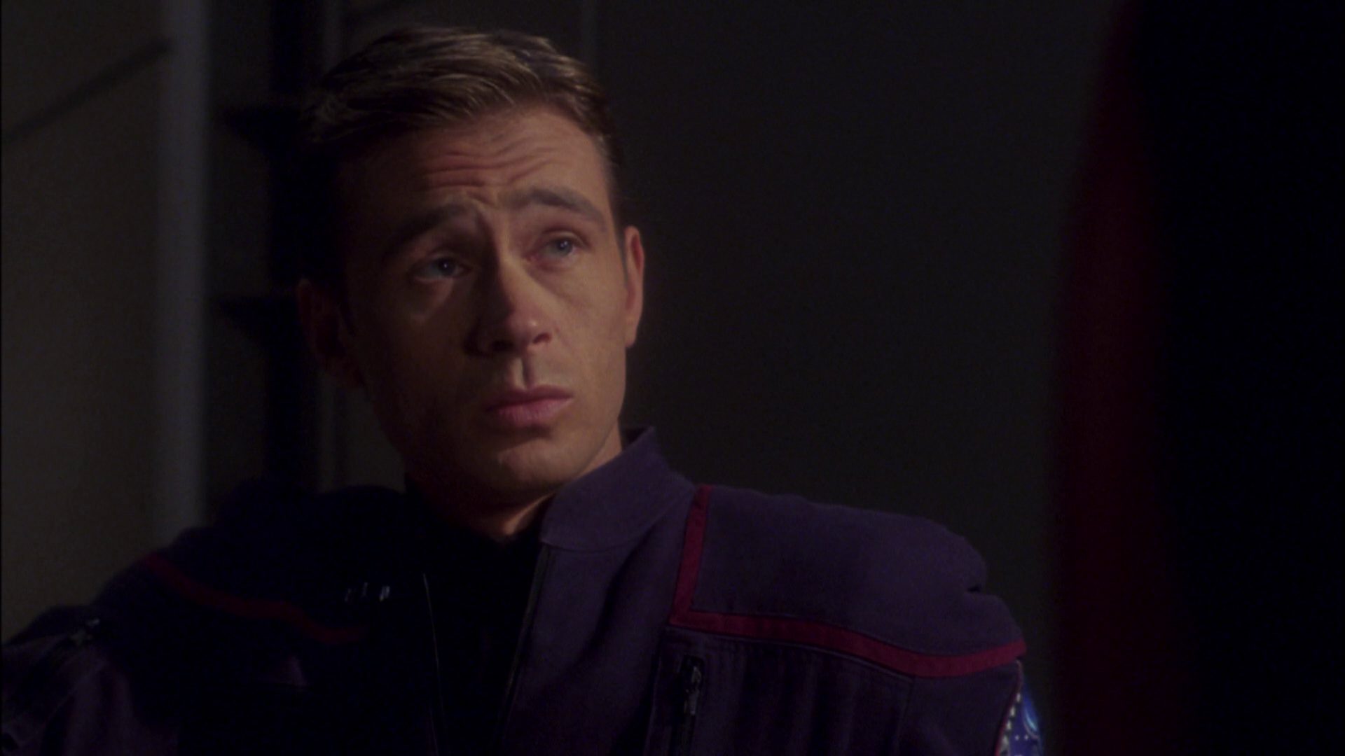 extant_StarTrek_ENT_1x08-BreakingTheIce_2641.jpg