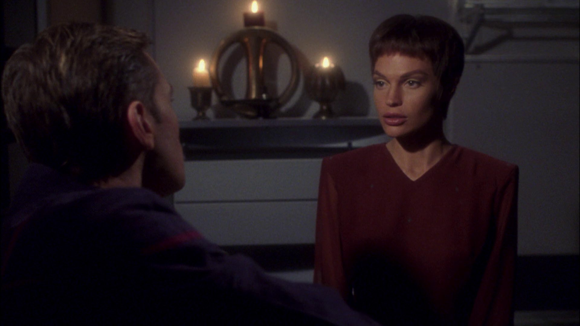 extant_StarTrek_ENT_1x08-BreakingTheIce_2686.jpg