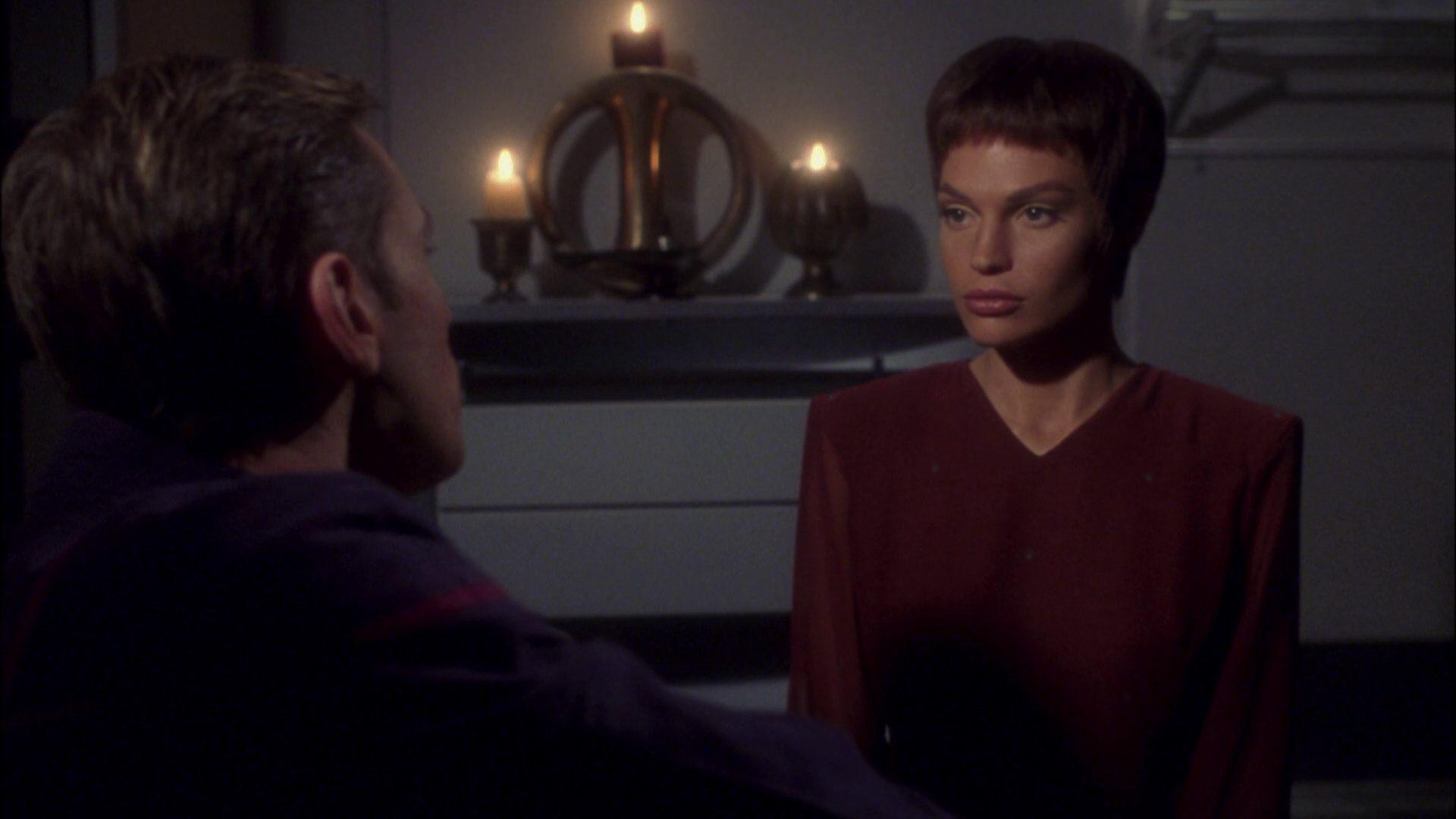 extant_StarTrek_ENT_1x08-BreakingTheIce_2687.jpg