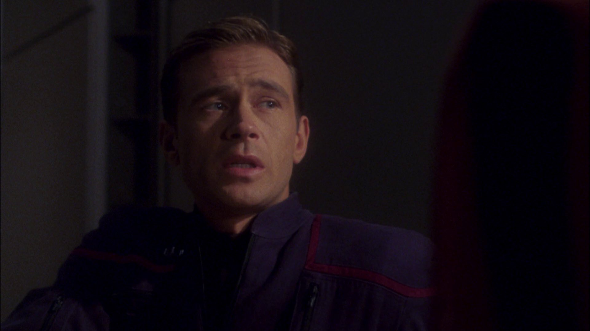 extant_StarTrek_ENT_1x08-BreakingTheIce_2700.jpg