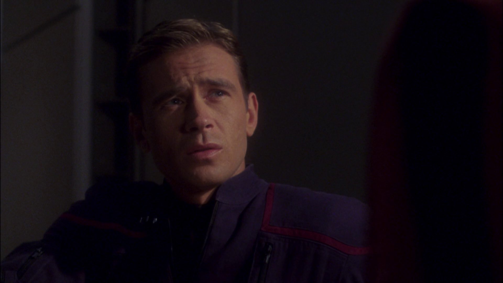 extant_StarTrek_ENT_1x08-BreakingTheIce_2712.jpg