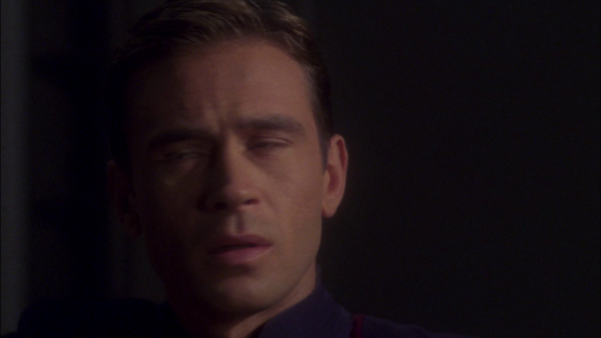 extant_StarTrek_ENT_1x08-BreakingTheIce_2719.jpg