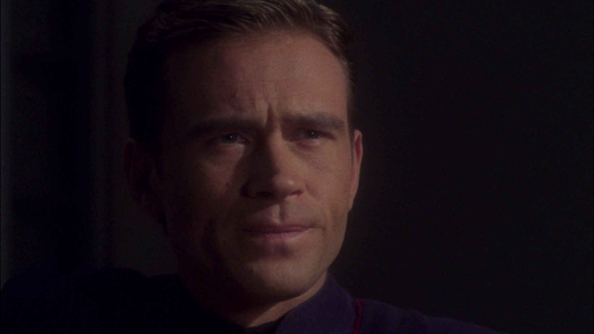 extant_StarTrek_ENT_1x08-BreakingTheIce_2732.jpg