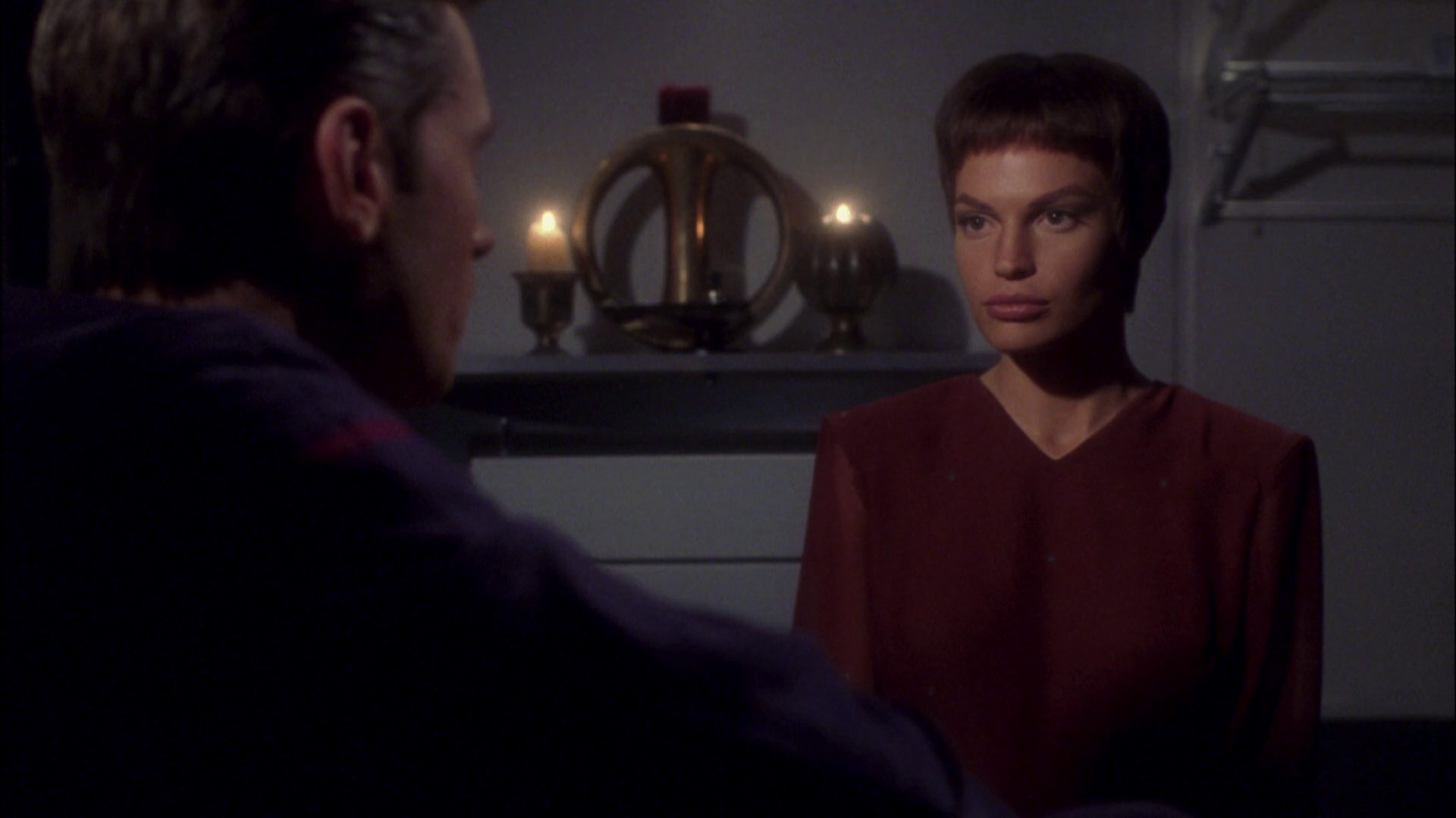 extant_StarTrek_ENT_1x08-BreakingTheIce_2759.jpg