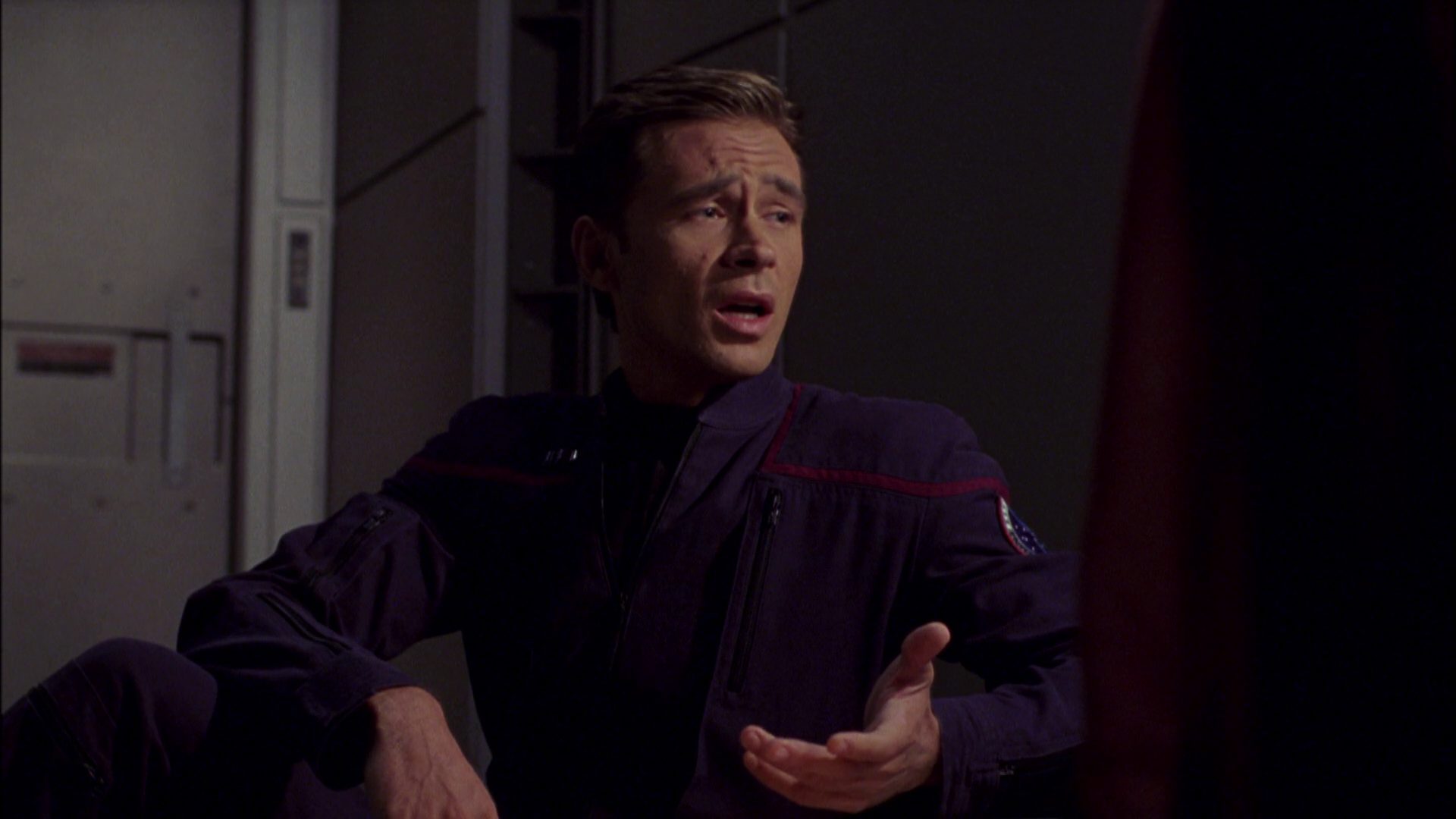 extant_StarTrek_ENT_1x08-BreakingTheIce_2788.jpg
