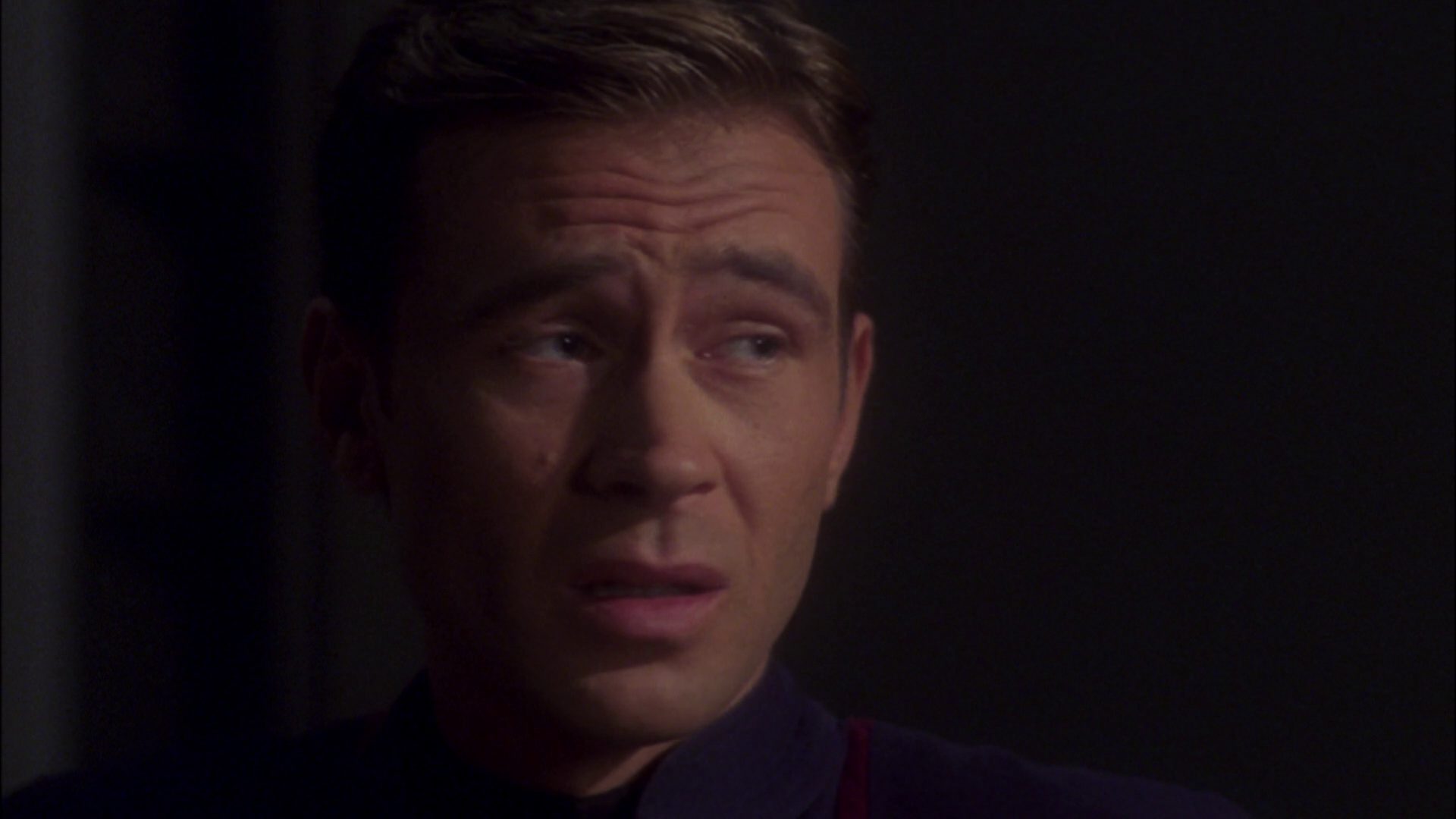 extant_StarTrek_ENT_1x08-BreakingTheIce_2815.jpg