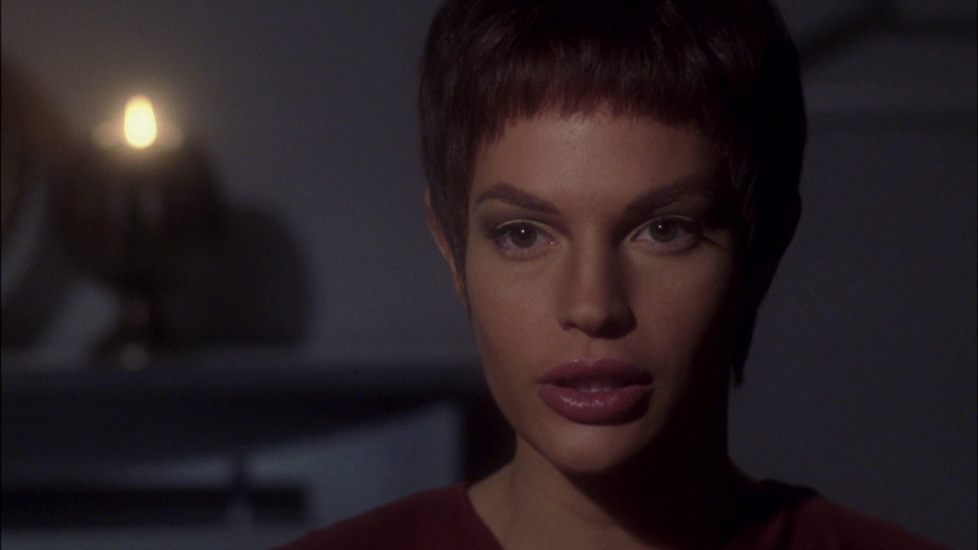 extant_StarTrek_ENT_1x08-BreakingTheIce_2862.jpg