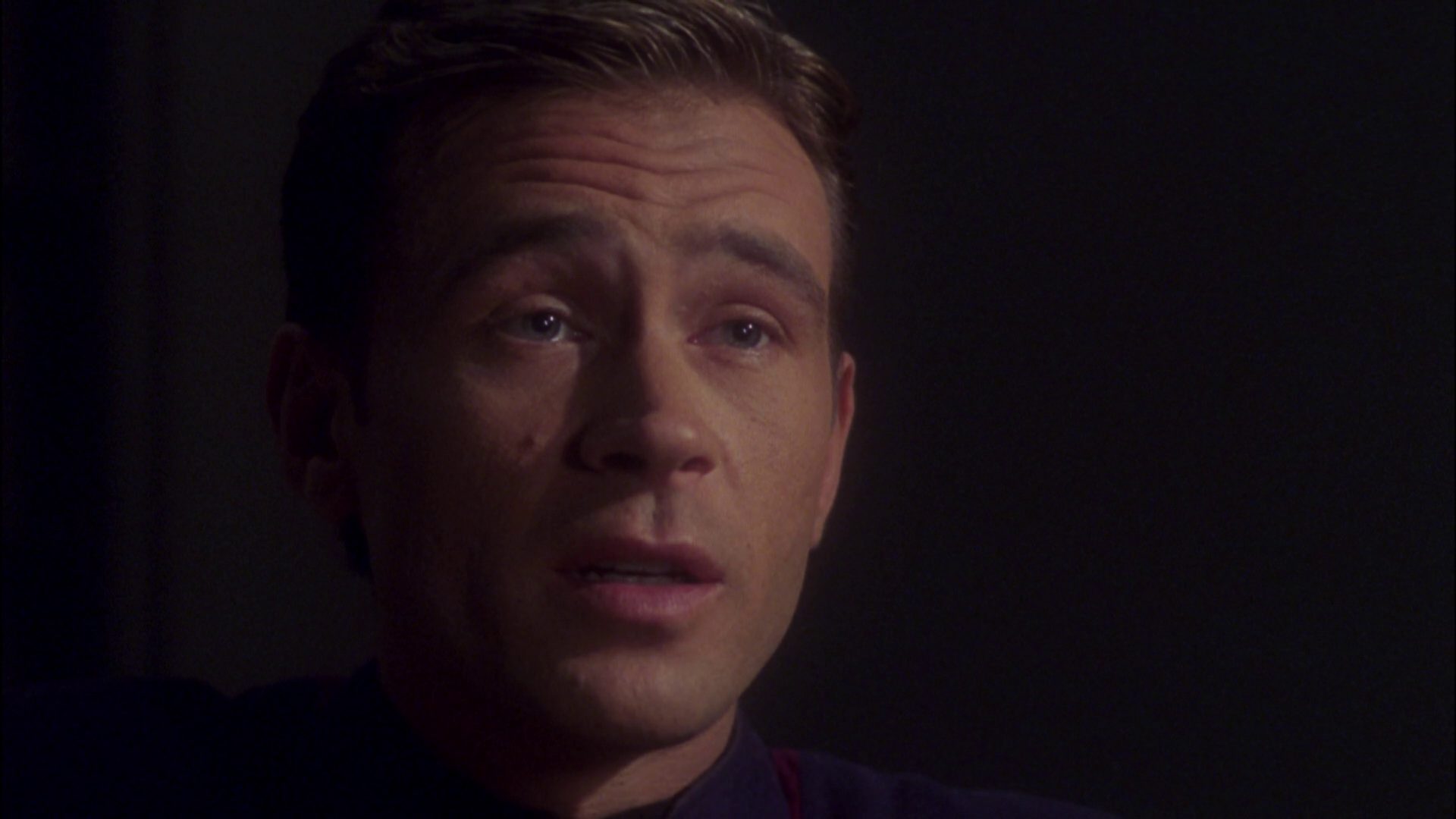 extant_StarTrek_ENT_1x08-BreakingTheIce_2864.jpg