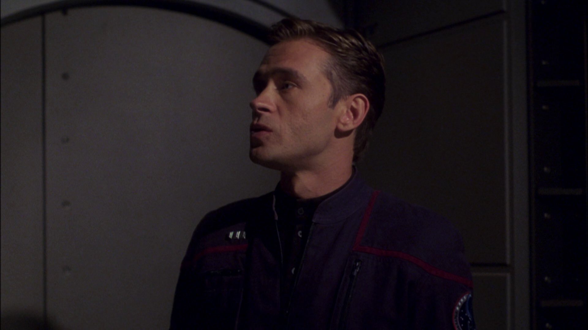 extant_StarTrek_ENT_1x08-BreakingTheIce_2929.jpg
