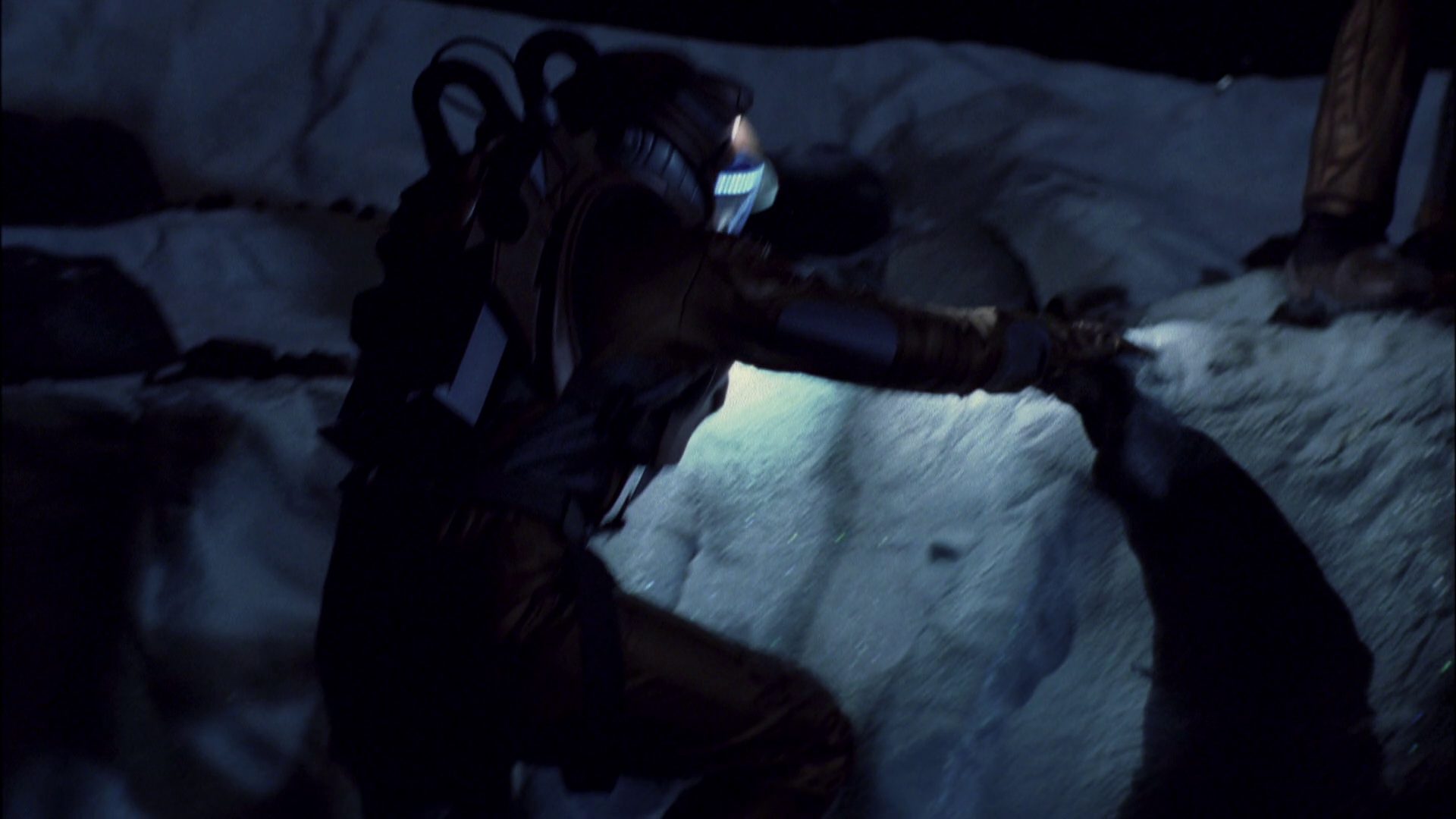 extant_StarTrek_ENT_1x08-BreakingTheIce_2964.jpg