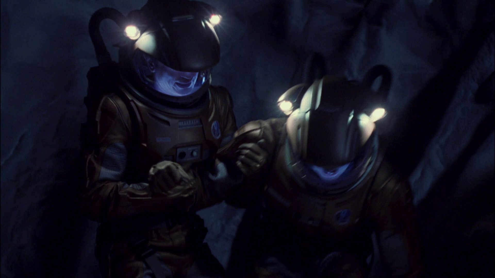 extant_StarTrek_ENT_1x08-BreakingTheIce_2998.jpg